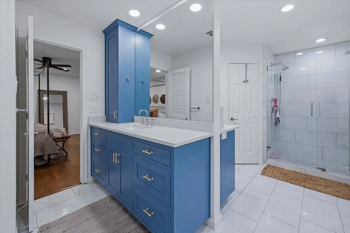 Single Family Residence For Sale in Tarrant County , 4133 Inwood Road, Fort Worth, Texas 76109, 5 Bedroom, 4 Bathroom, 2 Garage spaces, 3,478 Sqft, built in 1977, mls#21335256, Real Estate Agent in Fort Worth, Homes For Sale in Tarrant county, Homes For Sale in Fort Worth, Realtor in Fort Worth Texas, Real Estate Brokerage Independent Realty Texas, Luminita Cordes Realtor