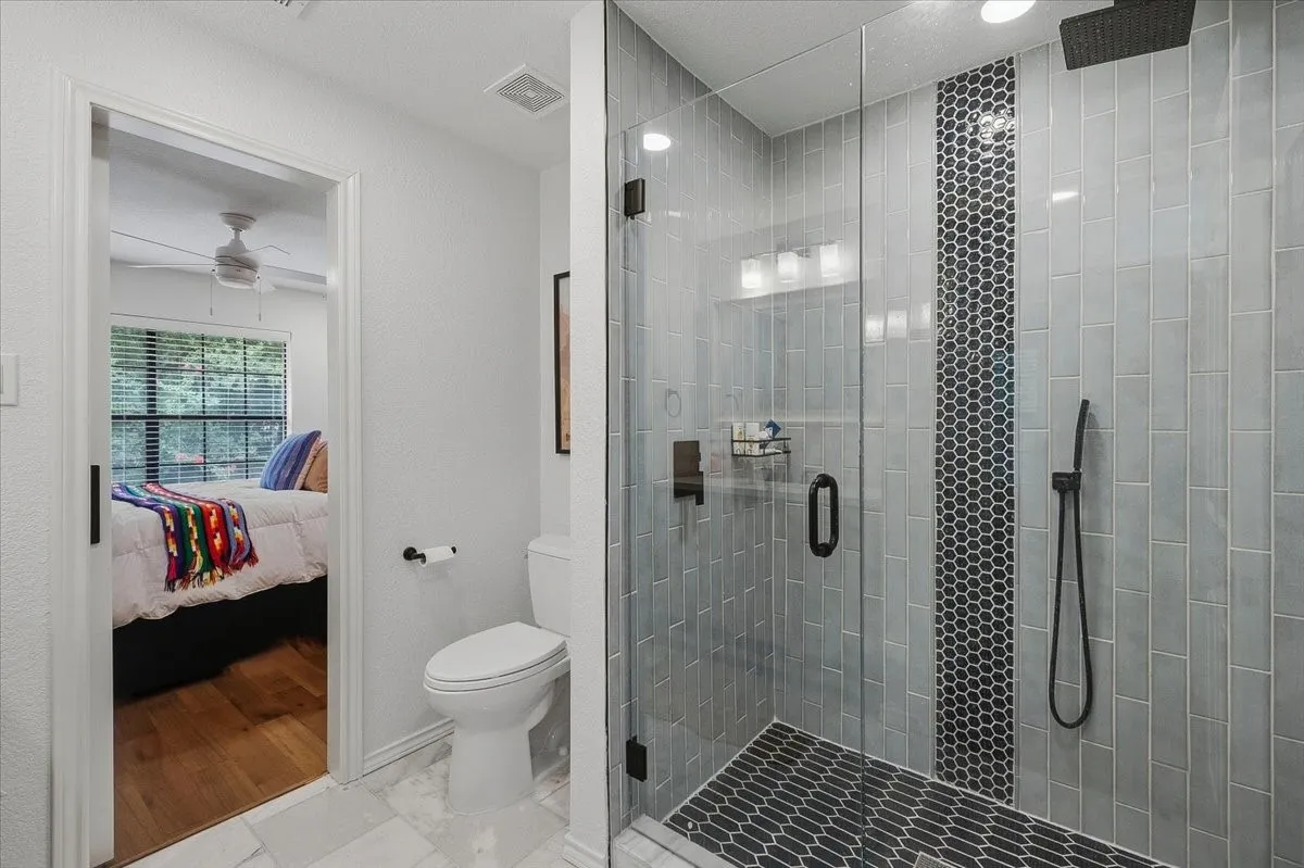 Single Family Residence For Sale in Tarrant County , 4133 Inwood Road, Fort Worth, Texas 76109, 5 Bedroom, 4 Bathroom, 2 Garage spaces, 3,478 Sqft, built in 1977, mls#21335256, Real Estate Agent in Fort Worth, Homes For Sale in Tarrant county, Homes For Sale in Fort Worth, Realtor in Fort Worth Texas, Real Estate Brokerage Independent Realty Texas, Luminita Cordes Realtor
