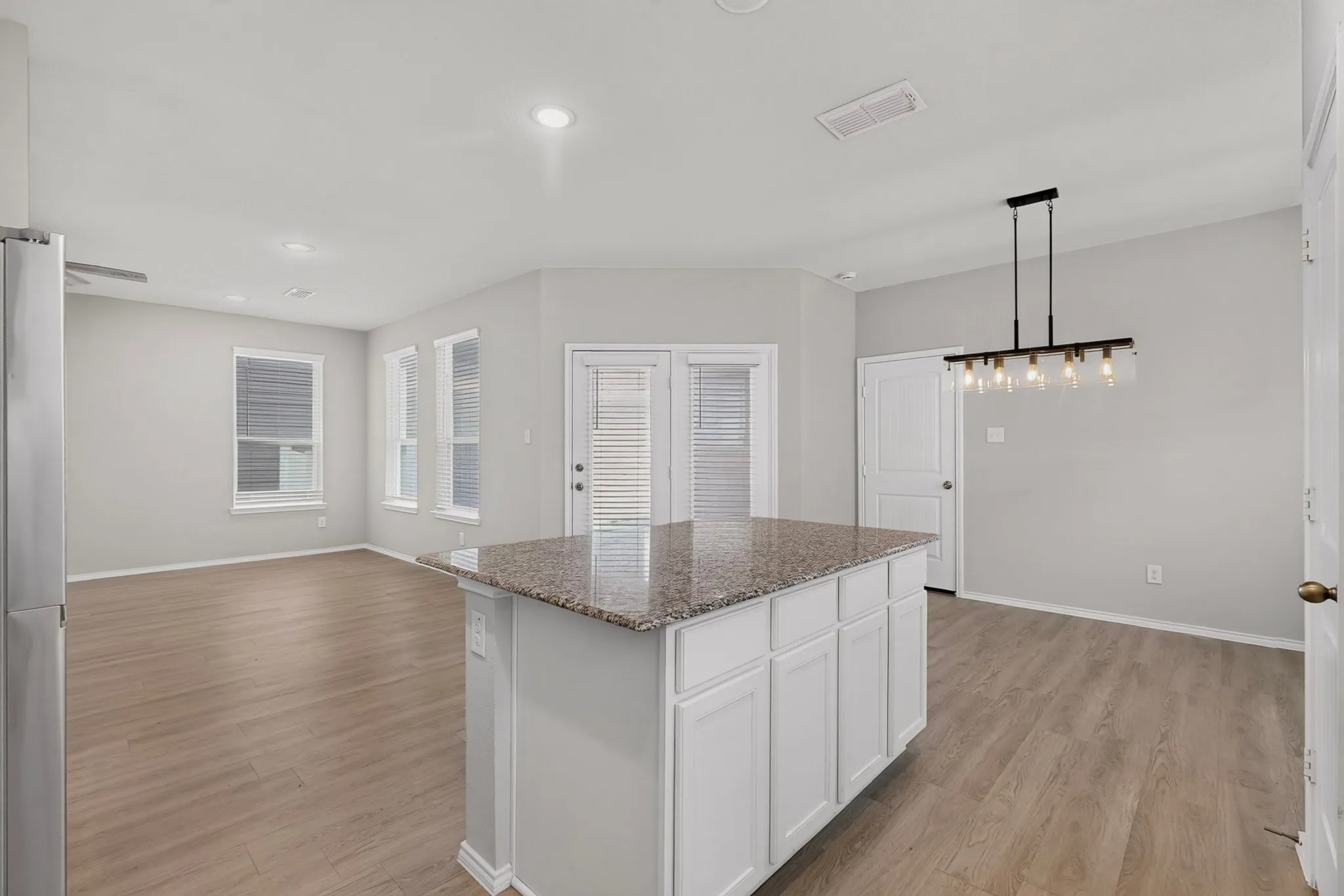 Bright and beautiful kitchen with large island