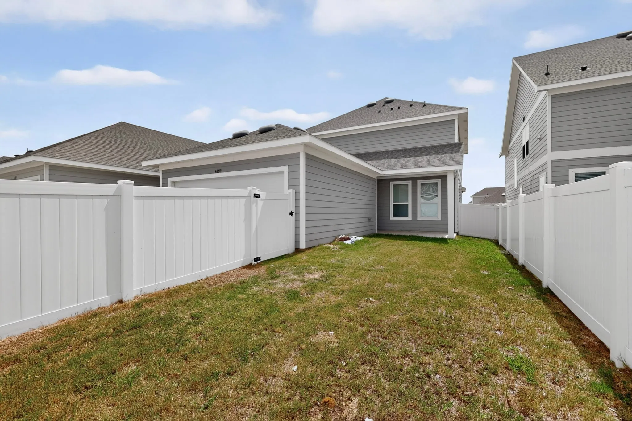 Large sized back yard
