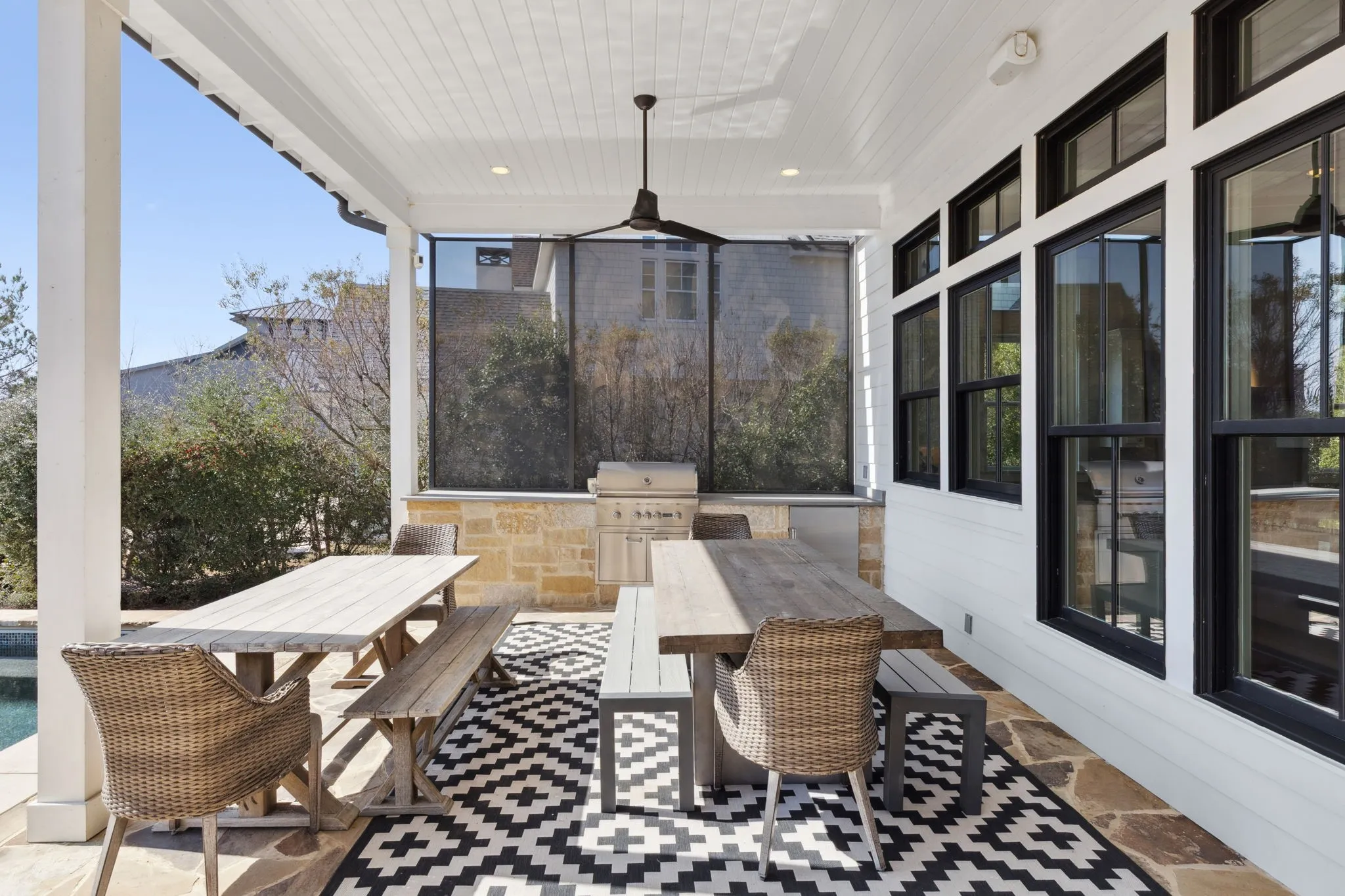 Single Family Residence For Sale in Henderson County , 12735 Sea Island Drive, Malakoff, Texas 75148, 5 Bedroom, 6 Bathroom, 3 Garage spaces, 4,517 Sqft, built in 2018, mls#21335328, Real Estate Agent in Malakoff, Homes For Sale in Henderson county, Homes For Sale in Malakoff, Realtor in Malakoff Texas, Real Estate Brokerage Independent Realty Texas, Luminita Cordes Realtor