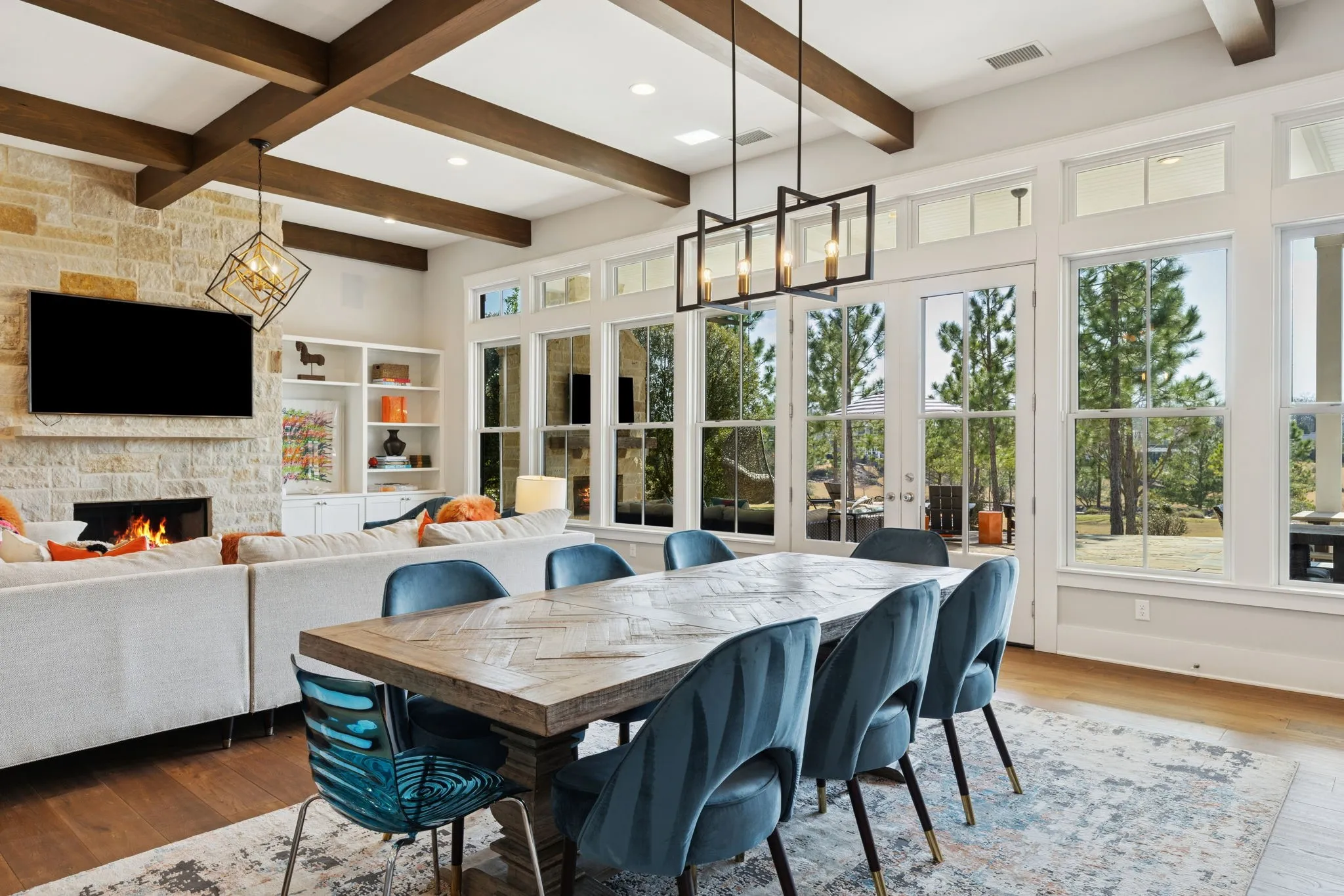 Single Family Residence For Sale in Henderson County , 12735 Sea Island Drive, Malakoff, Texas 75148, 5 Bedroom, 6 Bathroom, 3 Garage spaces, 4,517 Sqft, built in 2018, mls#21335328, Real Estate Agent in Malakoff, Homes For Sale in Henderson county, Homes For Sale in Malakoff, Realtor in Malakoff Texas, Real Estate Brokerage Independent Realty Texas, Luminita Cordes Realtor