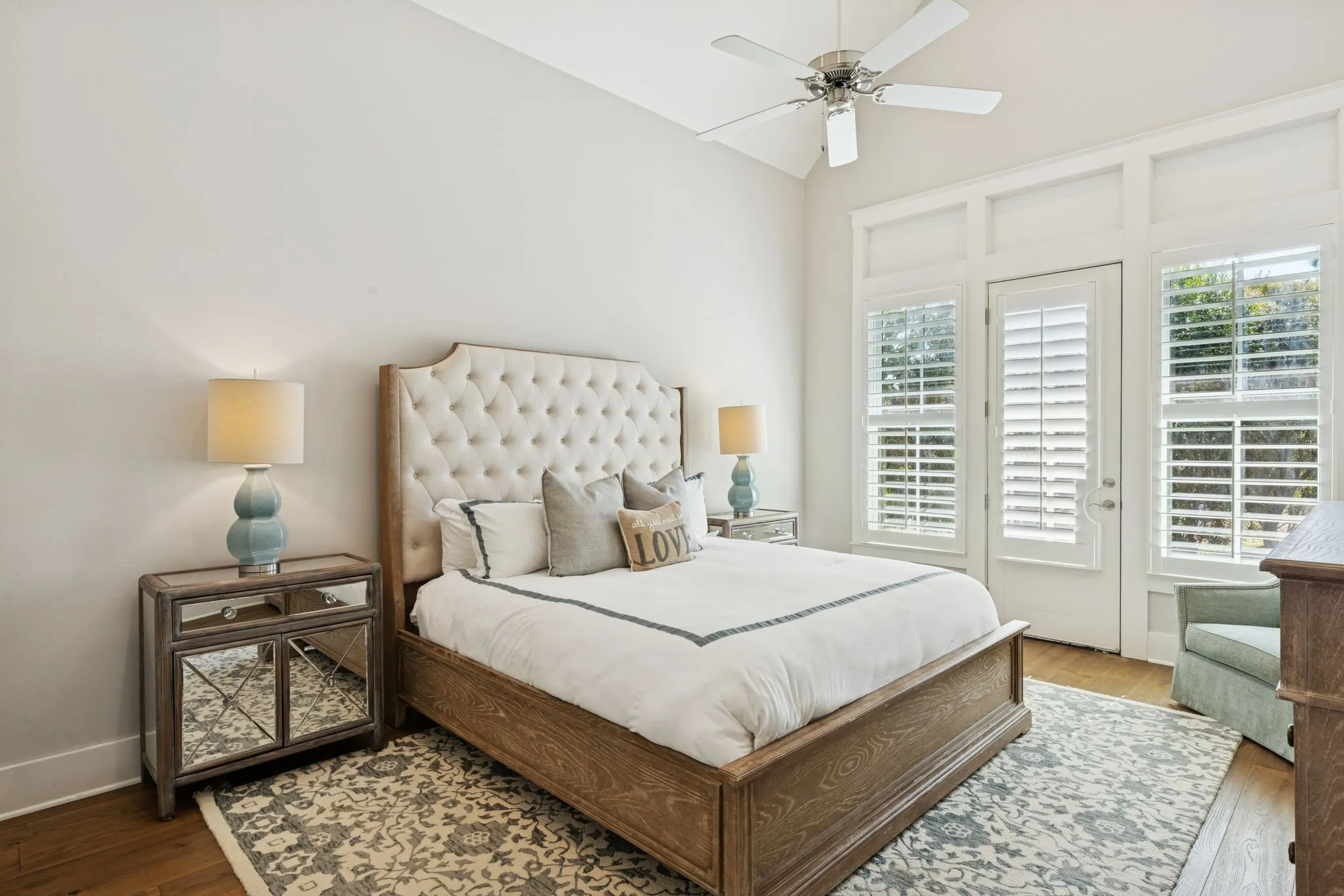 Single Family Residence For Sale in Henderson County , 12735 Sea Island Drive, Malakoff, Texas 75148, 5 Bedroom, 6 Bathroom, 3 Garage spaces, 4,517 Sqft, built in 2018, mls#21335328, Real Estate Agent in Malakoff, Homes For Sale in Henderson county, Homes For Sale in Malakoff, Realtor in Malakoff Texas, Real Estate Brokerage Independent Realty Texas, Luminita Cordes Realtor