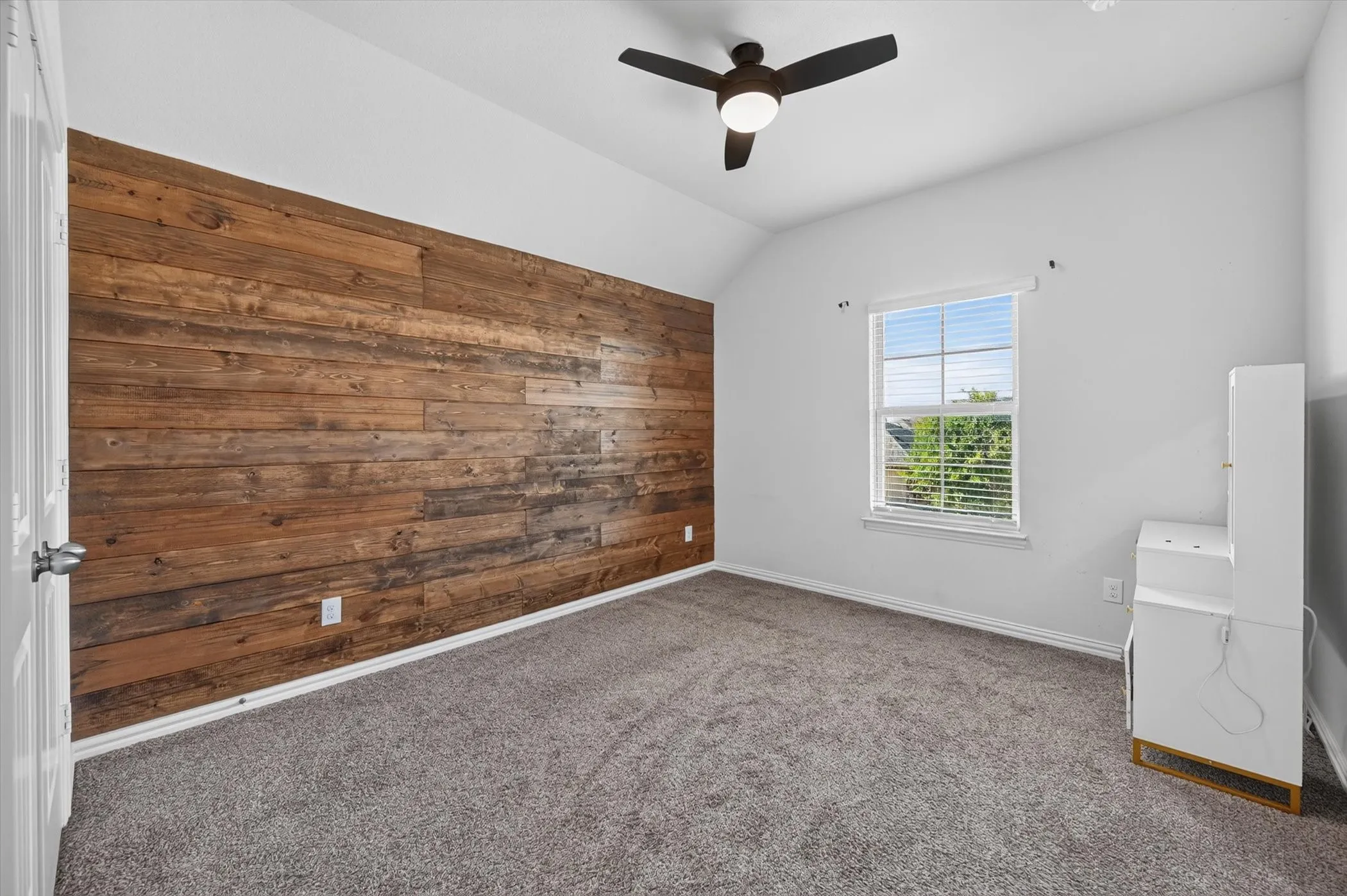 Single Family Residence For Rent in Denton County , 1909 Drover Creek Road, Aubrey, Texas 76227, 4 Bedroom, 4 Bathroom, 3 Garage spaces, 2,986 Sqft, built in 2019, mls#21335313, Real Estate Agent in Aubrey, Homes For Rent in Denton county, Homes For Rent in Aubrey, Realtor in Aubrey Texas, Real Estate Brokerage Independent Realty Texas, Luminita Cordes Realtor