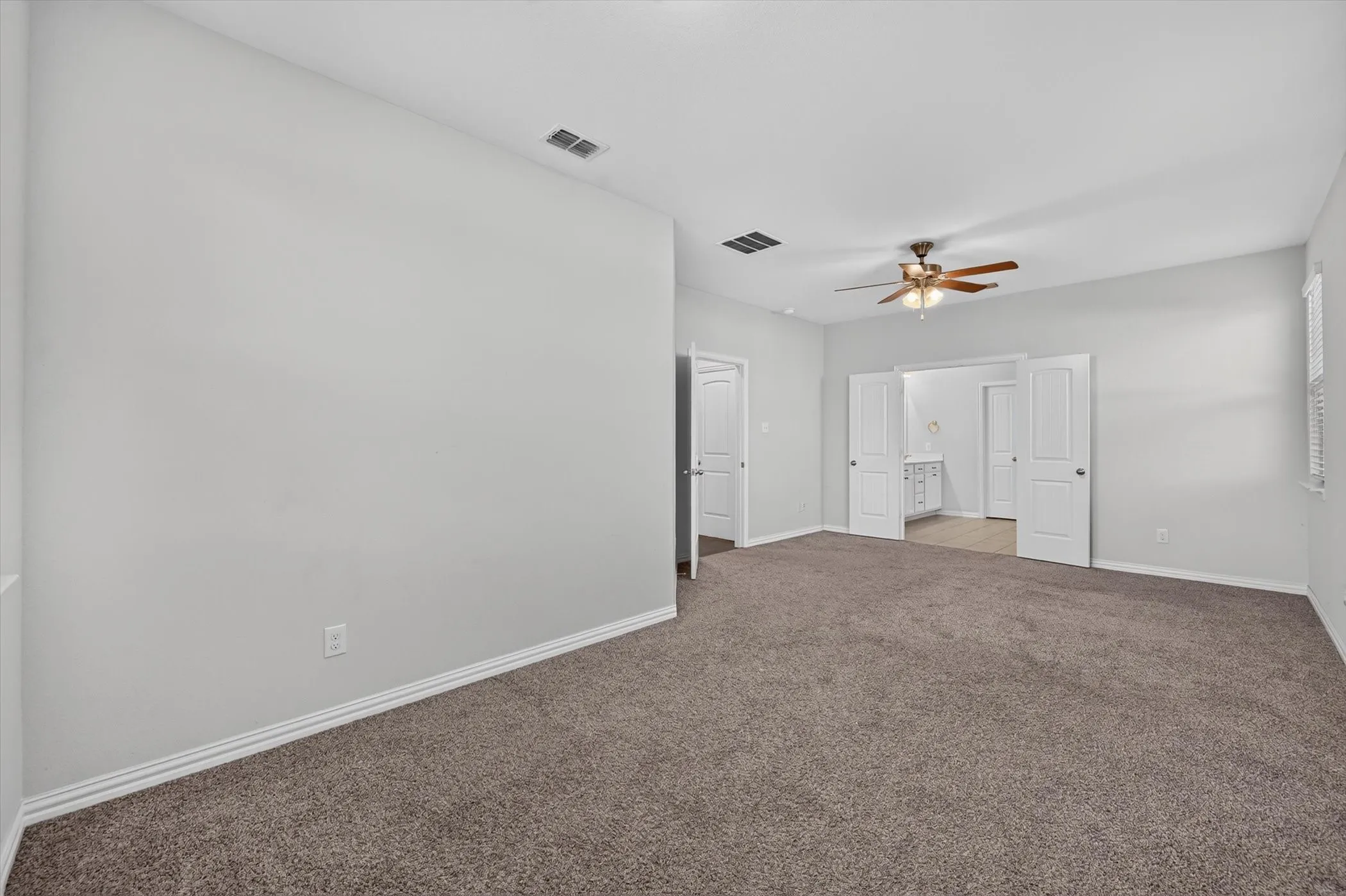Single Family Residence For Rent in Denton County , 1909 Drover Creek Road, Aubrey, Texas 76227, 4 Bedroom, 4 Bathroom, 3 Garage spaces, 2,986 Sqft, built in 2019, mls#21335313, Real Estate Agent in Aubrey, Homes For Rent in Denton county, Homes For Rent in Aubrey, Realtor in Aubrey Texas, Real Estate Brokerage Independent Realty Texas, Luminita Cordes Realtor
