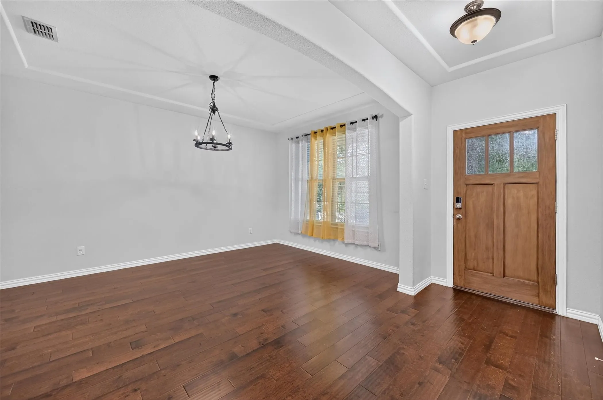 Single Family Residence For Rent in Denton County , 1909 Drover Creek Road, Aubrey, Texas 76227, 4 Bedroom, 4 Bathroom, 3 Garage spaces, 2,986 Sqft, built in 2019, mls#21335313, Real Estate Agent in Aubrey, Homes For Rent in Denton county, Homes For Rent in Aubrey, Realtor in Aubrey Texas, Real Estate Brokerage Independent Realty Texas, Luminita Cordes Realtor