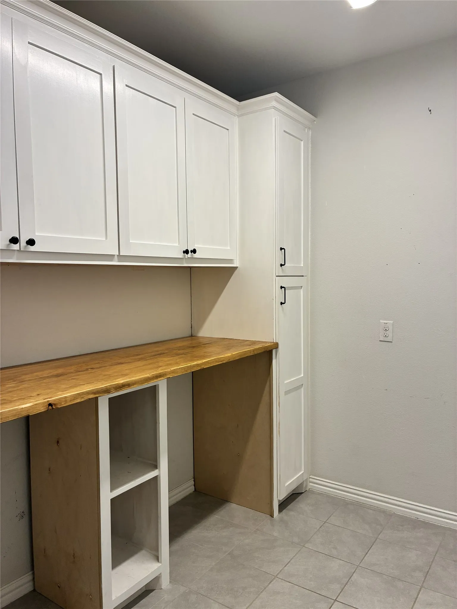 Single Family Residence For Rent in Denton County , 1909 Drover Creek Road, Aubrey, Texas 76227, 4 Bedroom, 4 Bathroom, 3 Garage spaces, 2,986 Sqft, built in 2019, mls#21335313, Real Estate Agent in Aubrey, Homes For Rent in Denton county, Homes For Rent in Aubrey, Realtor in Aubrey Texas, Real Estate Brokerage Independent Realty Texas, Luminita Cordes Realtor