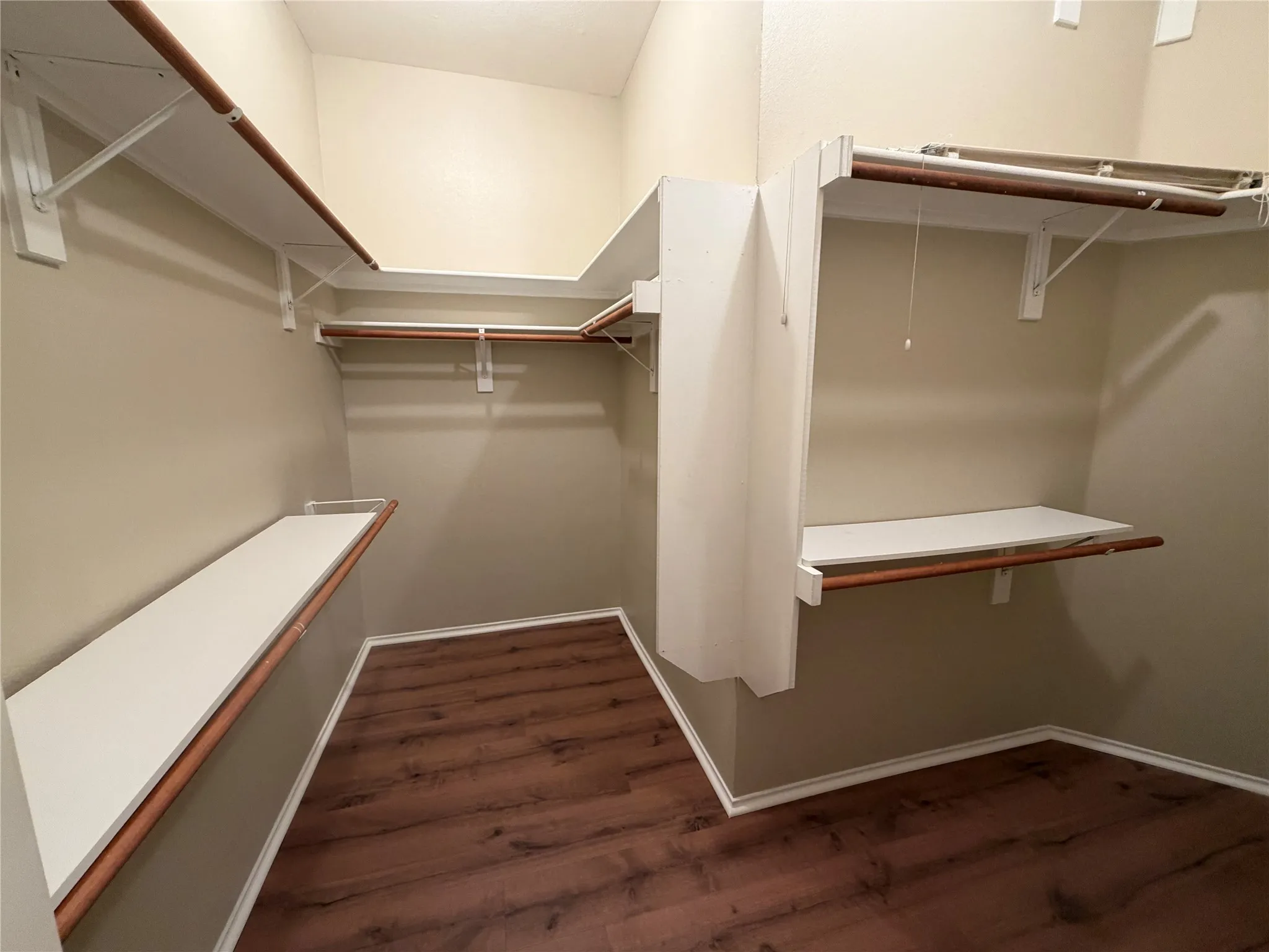 Single Family Residence For Rent in Denton County , 1630 Lagonda Lane, Frisco, Texas 75034, 4 Bedroom, 2 Bathroom, 2 Garage spaces, 2,522 Sqft, built in 2002, Price $2,750, mls#21332939, Real Estate Agent in Frisco, Homes For Rent in Denton county, Homes For Rent in Frisco, Realtor in Frisco Texas, Real Estate Brokerage Independent Realty Texas, Luminita Cordes Realtor
