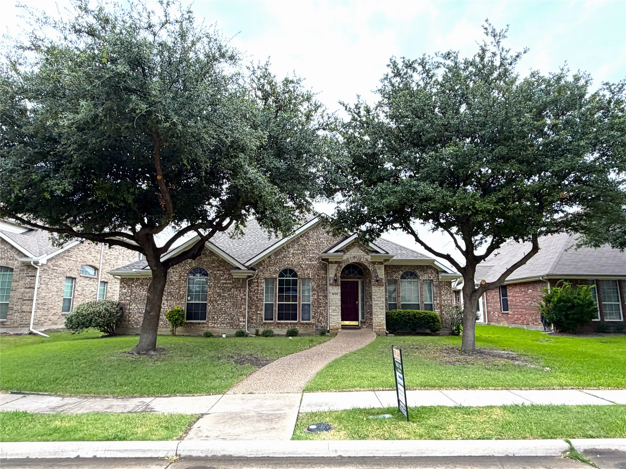 Single Family Residence For Rent in Denton County , 1630 Lagonda Lane, Frisco, Texas 75034, 4 Bedroom, 2 Bathroom, 2 Garage spaces, 2,522 Sqft, built in 2002, Price $2,750, mls#21332939, Real Estate Agent in Frisco, Homes For Rent in Denton county, Homes For Rent in Frisco, Realtor in Frisco Texas, Real Estate Brokerage Independent Realty Texas, Luminita Cordes Realtor