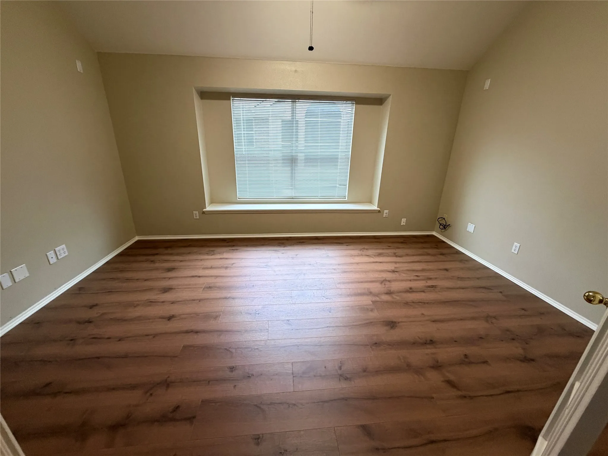 Single Family Residence For Rent in Denton County , 1630 Lagonda Lane, Frisco, Texas 75034, 4 Bedroom, 2 Bathroom, 2 Garage spaces, 2,522 Sqft, built in 2002, Price $2,750, mls#21332939, Real Estate Agent in Frisco, Homes For Rent in Denton county, Homes For Rent in Frisco, Realtor in Frisco Texas, Real Estate Brokerage Independent Realty Texas, Luminita Cordes Realtor