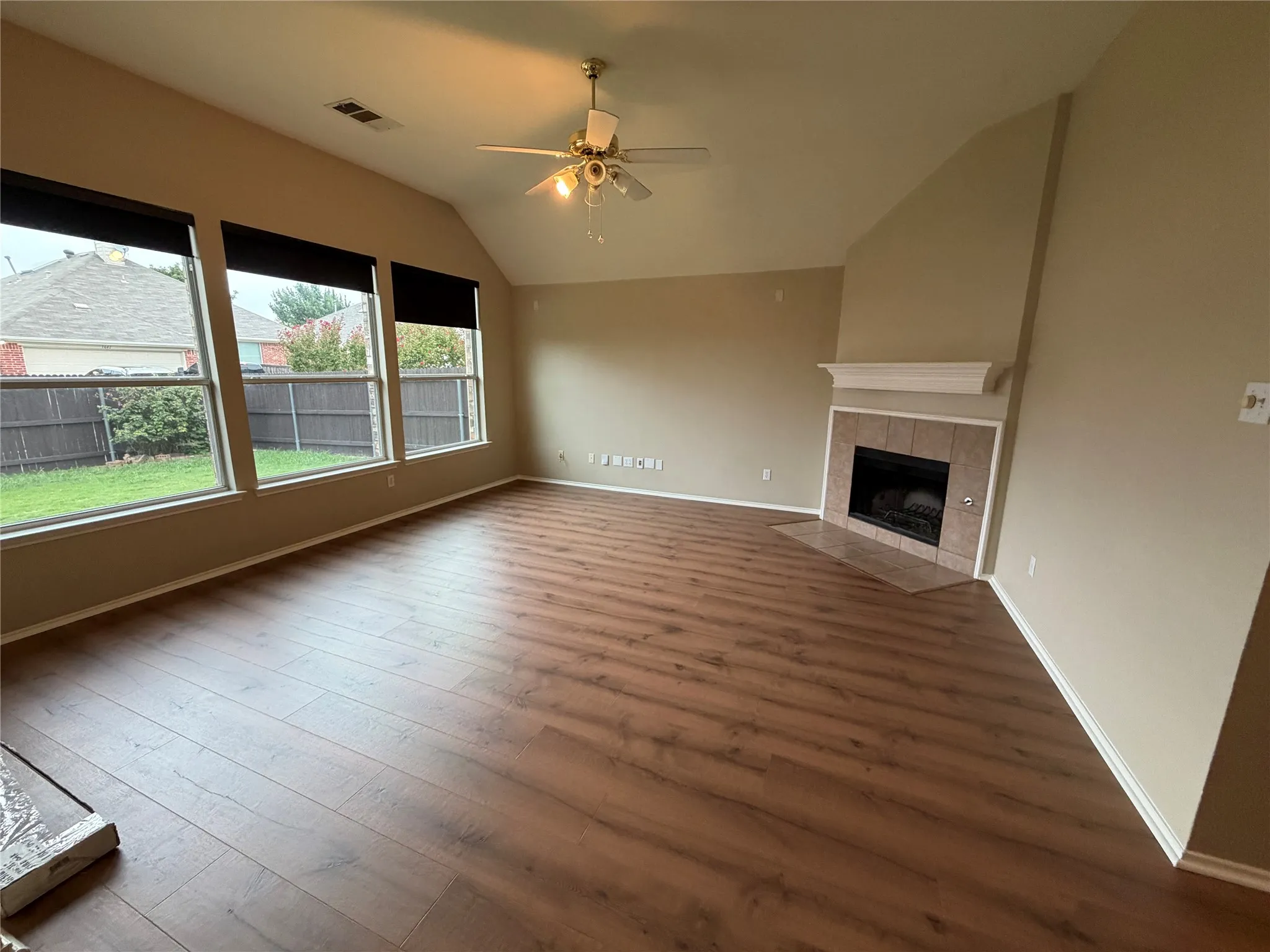 Single Family Residence For Rent in Denton County , 1630 Lagonda Lane, Frisco, Texas 75034, 4 Bedroom, 2 Bathroom, 2 Garage spaces, 2,522 Sqft, built in 2002, Price $2,750, mls#21332939, Real Estate Agent in Frisco, Homes For Rent in Denton county, Homes For Rent in Frisco, Realtor in Frisco Texas, Real Estate Brokerage Independent Realty Texas, Luminita Cordes Realtor