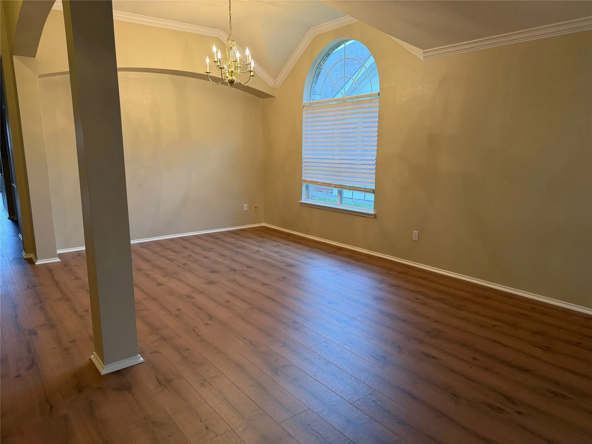 Single Family Residence For Rent in Denton County , 1630 Lagonda Lane, Frisco, Texas 75034, 4 Bedroom, 2 Bathroom, 2 Garage spaces, 2,522 Sqft, built in 2002, Price $2,750, mls#21332939, Real Estate Agent in Frisco, Homes For Rent in Denton county, Homes For Rent in Frisco, Realtor in Frisco Texas, Real Estate Brokerage Independent Realty Texas, Luminita Cordes Realtor