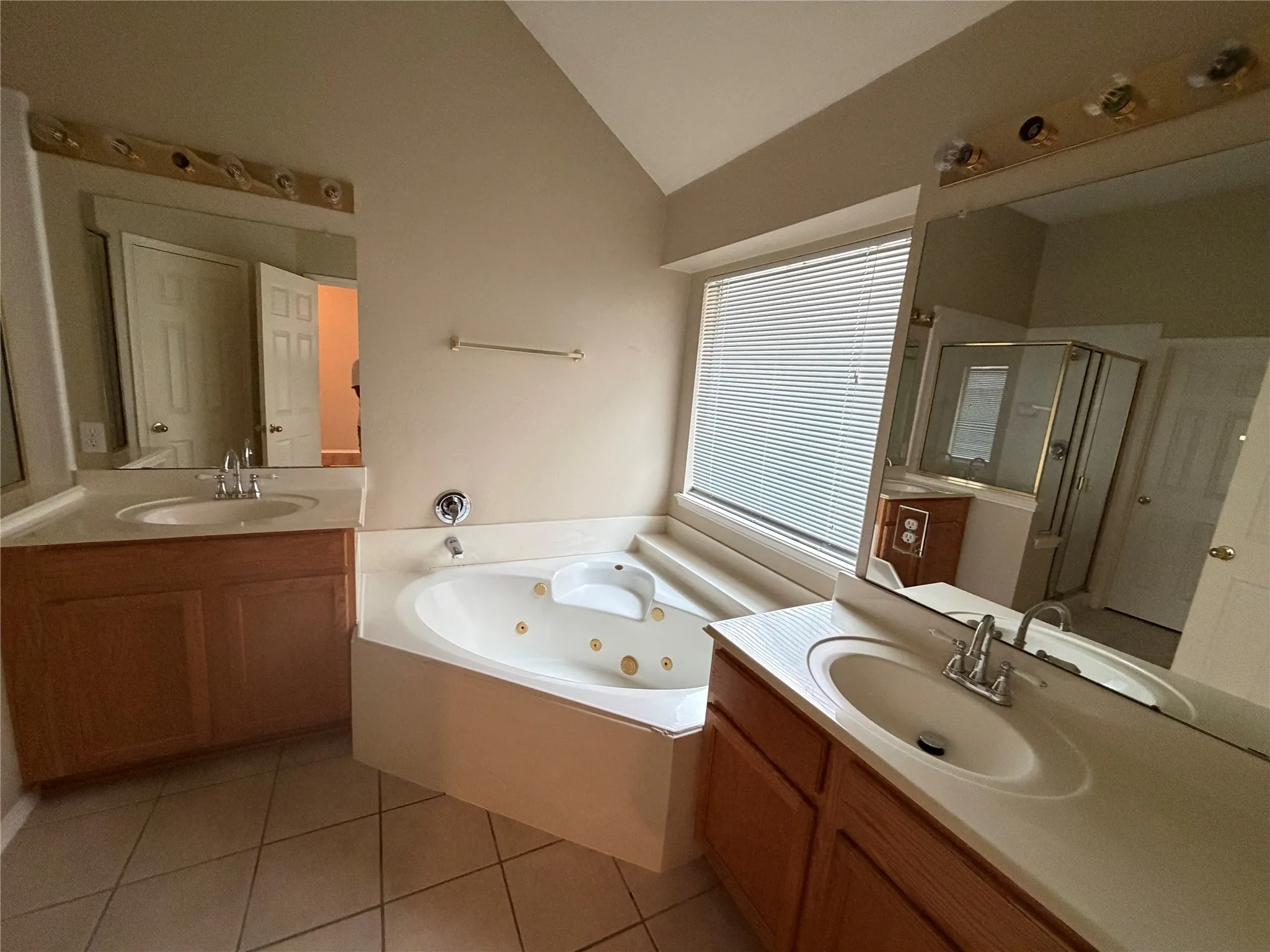 Single Family Residence For Rent in Denton County , 1630 Lagonda Lane, Frisco, Texas 75034, 4 Bedroom, 2 Bathroom, 2 Garage spaces, 2,522 Sqft, built in 2002, Price $2,750, mls#21332939, Real Estate Agent in Frisco, Homes For Rent in Denton county, Homes For Rent in Frisco, Realtor in Frisco Texas, Real Estate Brokerage Independent Realty Texas, Luminita Cordes Realtor