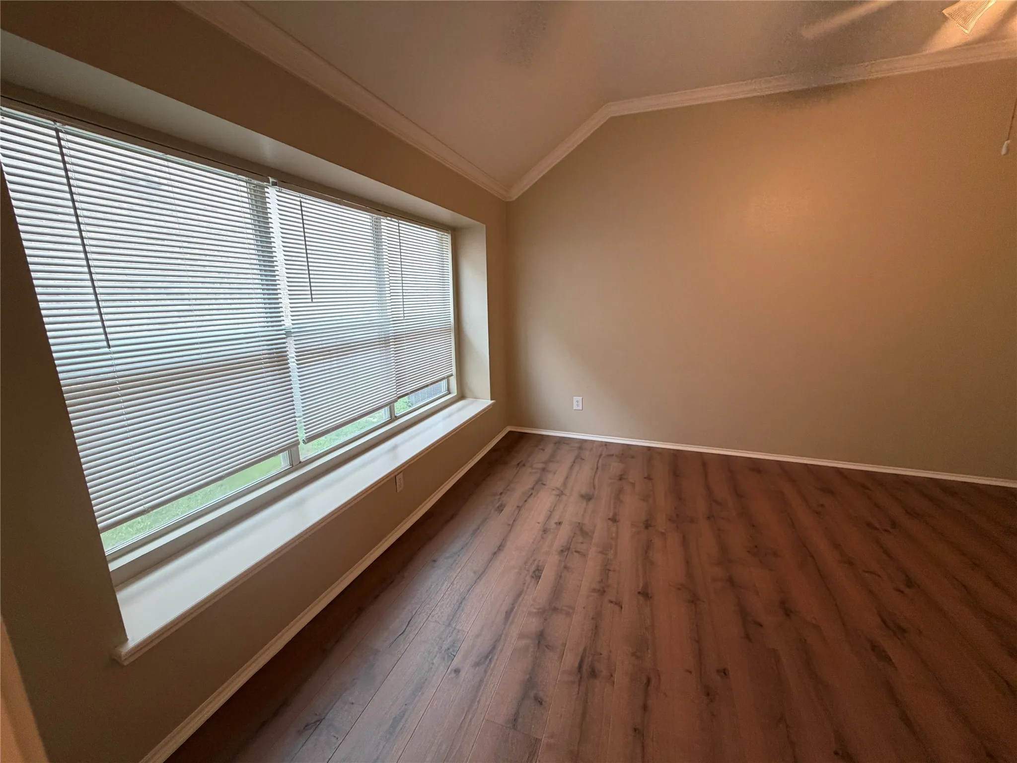 Single Family Residence For Rent in Denton County , 1630 Lagonda Lane, Frisco, Texas 75034, 4 Bedroom, 2 Bathroom, 2 Garage spaces, 2,522 Sqft, built in 2002, Price $2,750, mls#21332939, Real Estate Agent in Frisco, Homes For Rent in Denton county, Homes For Rent in Frisco, Realtor in Frisco Texas, Real Estate Brokerage Independent Realty Texas, Luminita Cordes Realtor