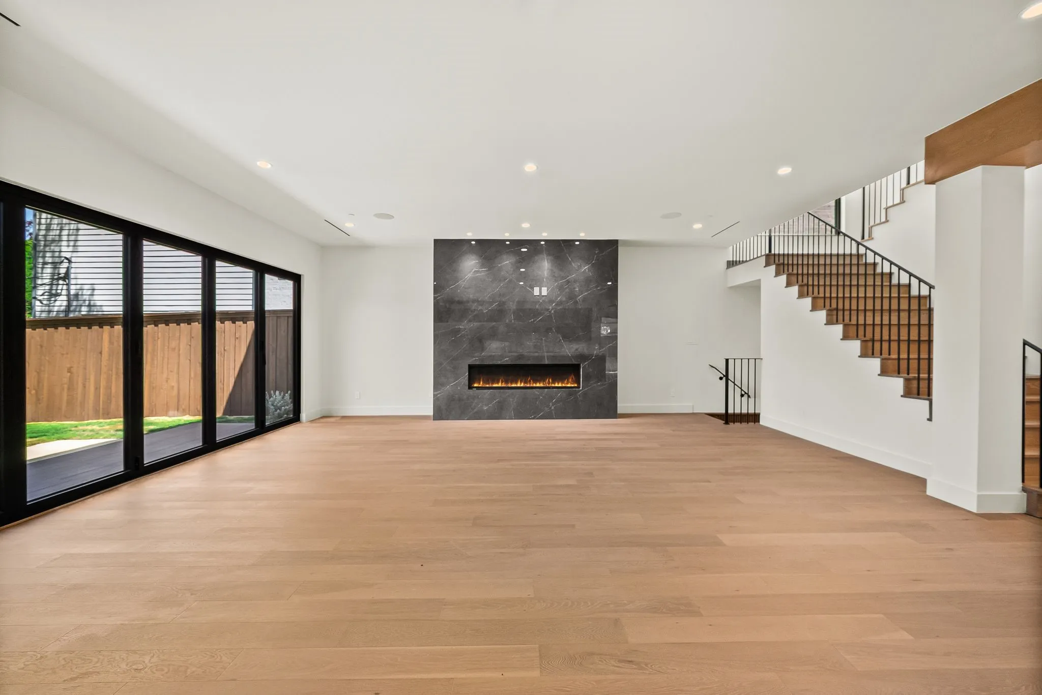 Single Family Residence For Sale in Dallas County , 3308 Rosedale Avenue, University Park, Texas 75205, 4 Bedroom, 5 Bathroom, 2 Garage spaces, 5,260 Sqft, built in 2013, mls#21332626, Real Estate Agent in University Park, Homes For Sale in Dallas county, Homes For Sale in University Park, Realtor in University Park Texas, Real Estate Brokerage Independent Realty Texas, Luminita Cordes Realtor