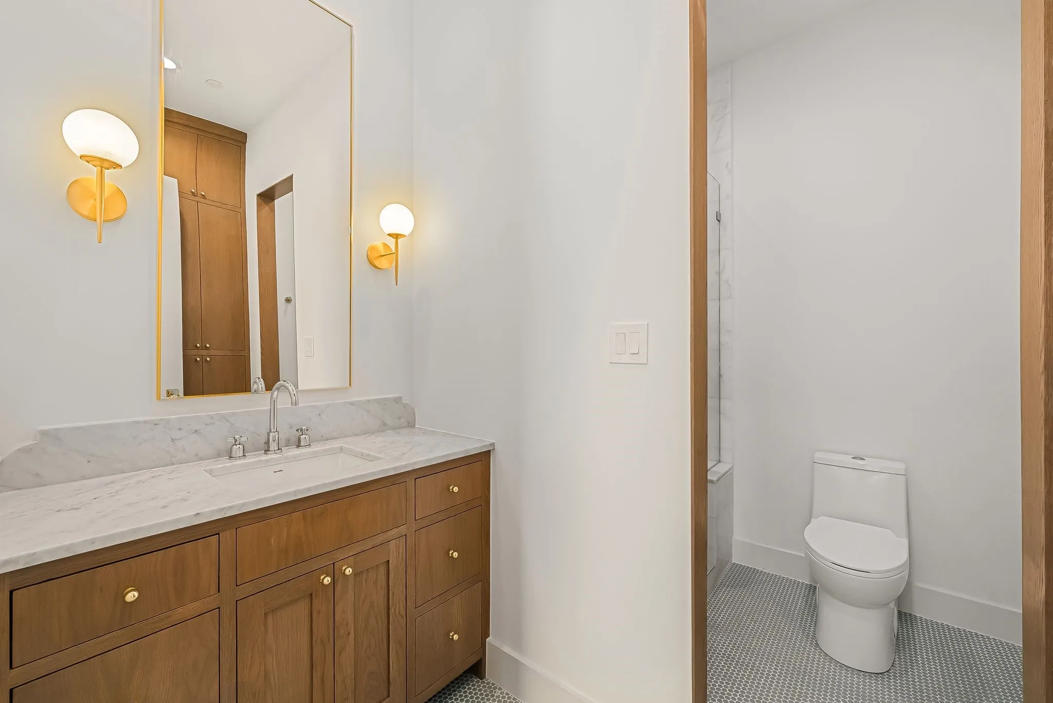 Single Family Residence For Sale in Dallas County , 3308 Rosedale Avenue, University Park, Texas 75205, 4 Bedroom, 5 Bathroom, 2 Garage spaces, 5,260 Sqft, built in 2013, mls#21332626, Real Estate Agent in University Park, Homes For Sale in Dallas county, Homes For Sale in University Park, Realtor in University Park Texas, Real Estate Brokerage Independent Realty Texas, Luminita Cordes Realtor