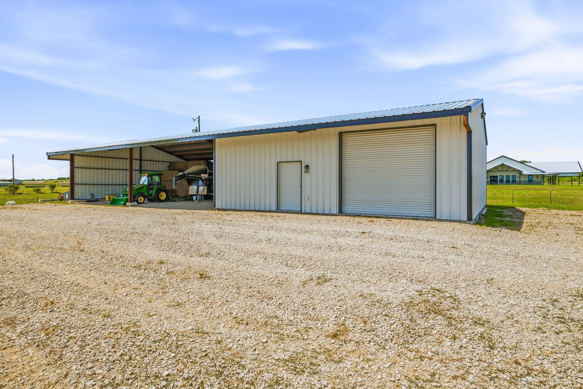 Farm For Sale in Erath County , 385 Private Road 1733, Stephenville, Texas 76401, 4 Bedroom, 4 Bathroom, Garage spaces, 4,161 Sqft, built in 2023, mls#21329412, Real Estate Agent in Stephenville, Homes For Sale in Erath county, Homes For Sale in Stephenville, Realtor in Stephenville Texas, Real Estate Brokerage Independent Realty Texas, Luminita Cordes Realtor