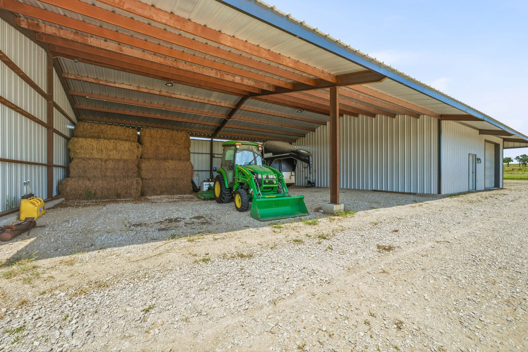 Farm For Sale in Erath County , 385 Private Road 1733, Stephenville, Texas 76401, 4 Bedroom, 4 Bathroom, Garage spaces, 4,161 Sqft, built in 2023, mls#21329412, Real Estate Agent in Stephenville, Homes For Sale in Erath county, Homes For Sale in Stephenville, Realtor in Stephenville Texas, Real Estate Brokerage Independent Realty Texas, Luminita Cordes Realtor