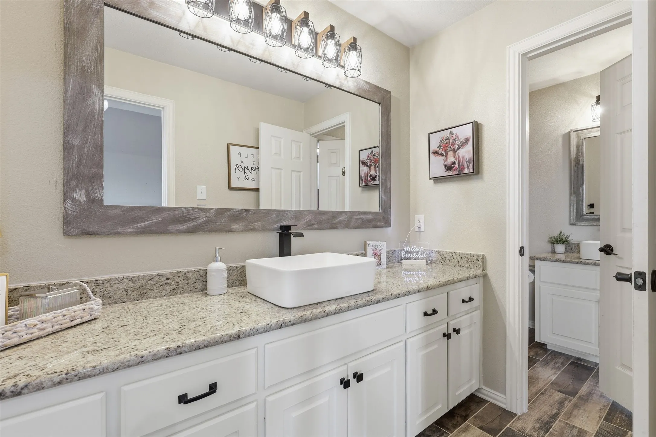 2nd floor bath