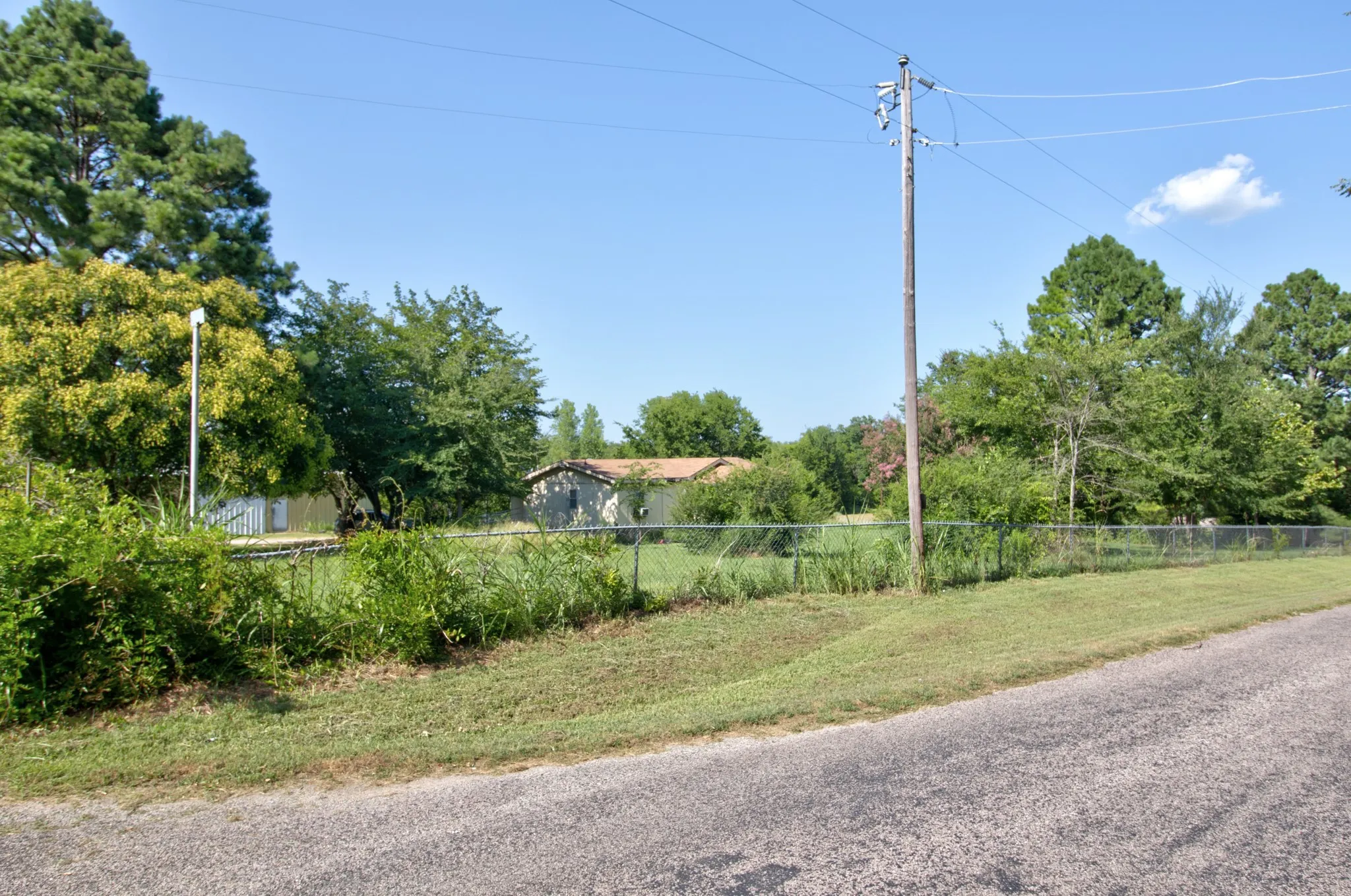 Improved Land For Sale in Grayson County , 22 Easy Street, Whitesboro, Texas 76273, 0, 0, Garage spaces, 0 Sqft, built in 1986, mls#21335358, Real Estate Agent in Whitesboro, Homes For Sale in Grayson county, Homes For Sale in Whitesboro, Realtor in Whitesboro Texas, Real Estate Brokerage Independent Realty Texas, Luminita Cordes Realtor