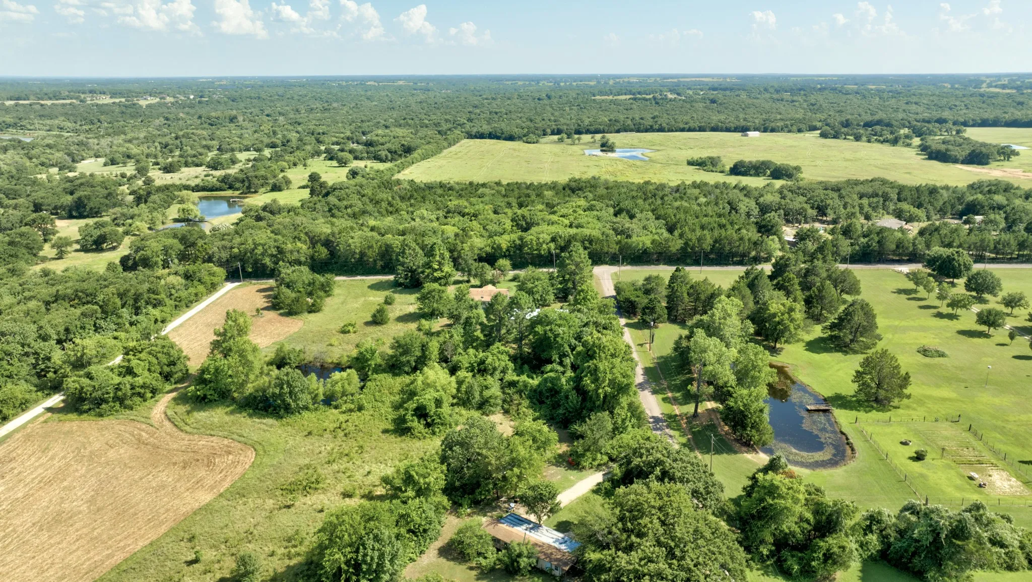Improved Land For Sale in Grayson County , 22 Easy Street, Whitesboro, Texas 76273, 0, 0, Garage spaces, 0 Sqft, built in 1986, mls#21335358, Real Estate Agent in Whitesboro, Homes For Sale in Grayson county, Homes For Sale in Whitesboro, Realtor in Whitesboro Texas, Real Estate Brokerage Independent Realty Texas, Luminita Cordes Realtor