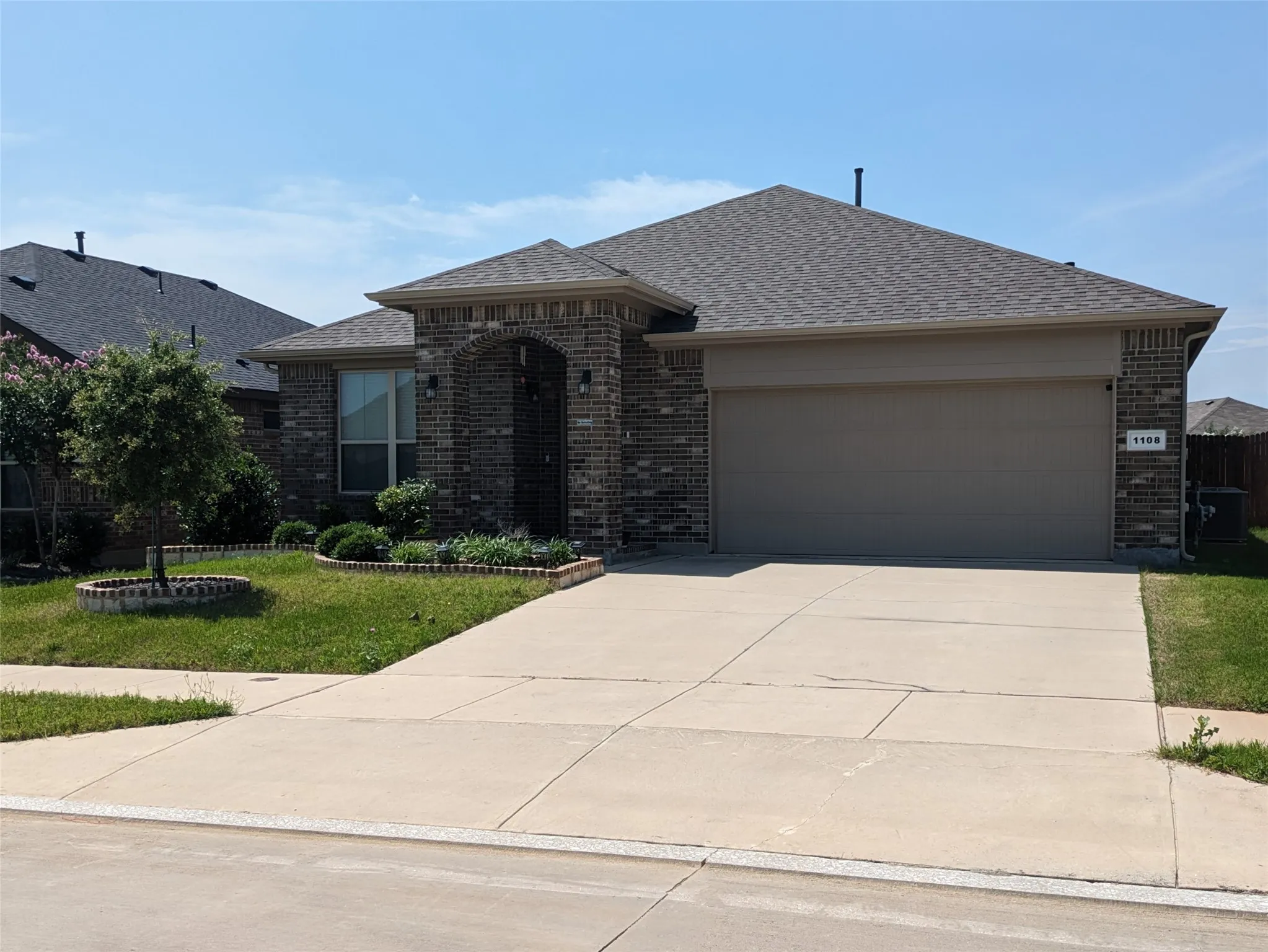 Single Family Residence For Rent in Tarrant County , 1108 Bowlus Drive, Fort Worth, Texas 76177, 3 Bedroom, 2 Bathroom, 2 Garage spaces, 1,836 Sqft, built in 2018, mls#21335381, Real Estate Agent in Fort Worth, Homes For Rent in Tarrant county, Homes For Rent in Fort Worth, Realtor in Fort Worth Texas, Real Estate Brokerage Independent Realty Texas, Luminita Cordes Realtor