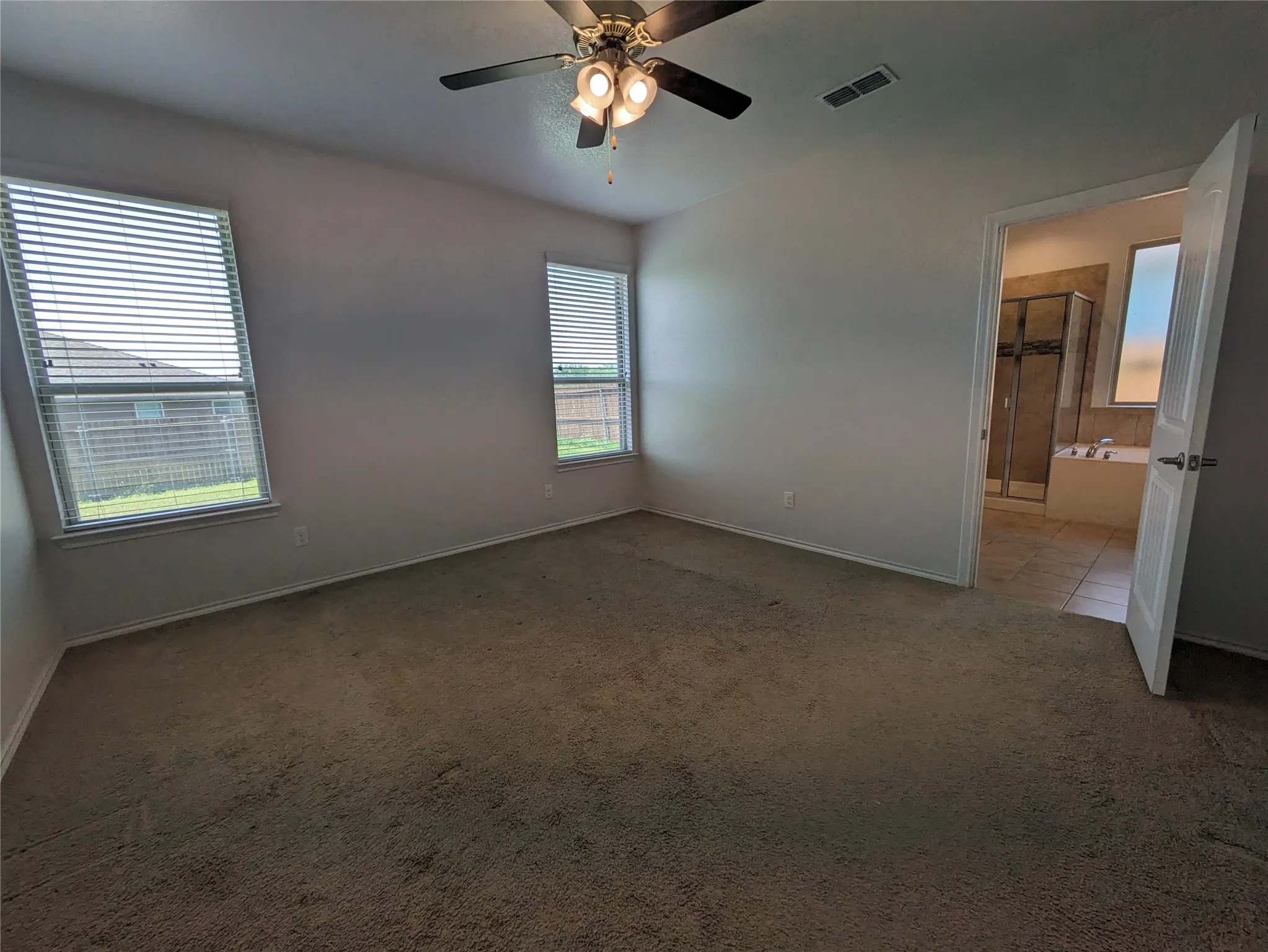 Single Family Residence For Rent in Tarrant County , 1108 Bowlus Drive, Fort Worth, Texas 76177, 3 Bedroom, 2 Bathroom, 2 Garage spaces, 1,836 Sqft, built in 2018, mls#21335381, Real Estate Agent in Fort Worth, Homes For Rent in Tarrant county, Homes For Rent in Fort Worth, Realtor in Fort Worth Texas, Real Estate Brokerage Independent Realty Texas, Luminita Cordes Realtor