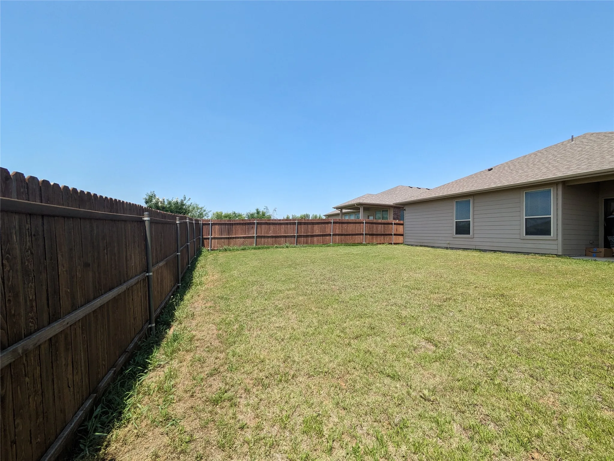 Single Family Residence For Rent in Tarrant County , 1108 Bowlus Drive, Fort Worth, Texas 76177, 3 Bedroom, 2 Bathroom, 2 Garage spaces, 1,836 Sqft, built in 2018, mls#21335381, Real Estate Agent in Fort Worth, Homes For Rent in Tarrant county, Homes For Rent in Fort Worth, Realtor in Fort Worth Texas, Real Estate Brokerage Independent Realty Texas, Luminita Cordes Realtor