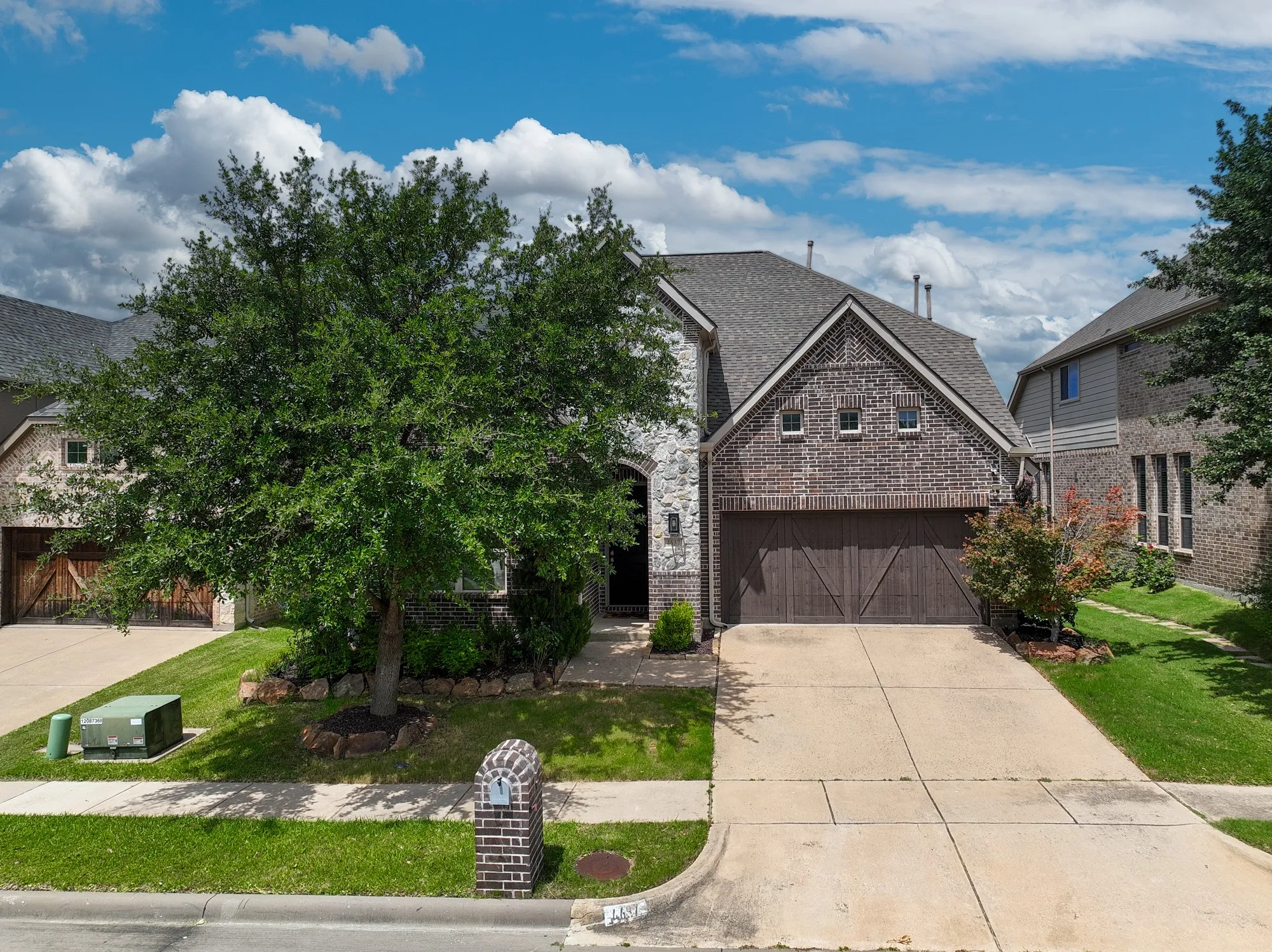 Single Family Residence For Sale in Denton County , 4637 Seabiscuit Street, Carrollton, Texas 75010, 4 Bedroom, 4 Bathroom, 2 Garage spaces, 3,522 Sqft, built in 2014, mls#21335331, Real Estate Agent in Carrollton, Homes For Sale in Denton county, Homes For Sale in Carrollton, Realtor in Carrollton Texas, Real Estate Brokerage Independent Realty Texas, Luminita Cordes Realtor