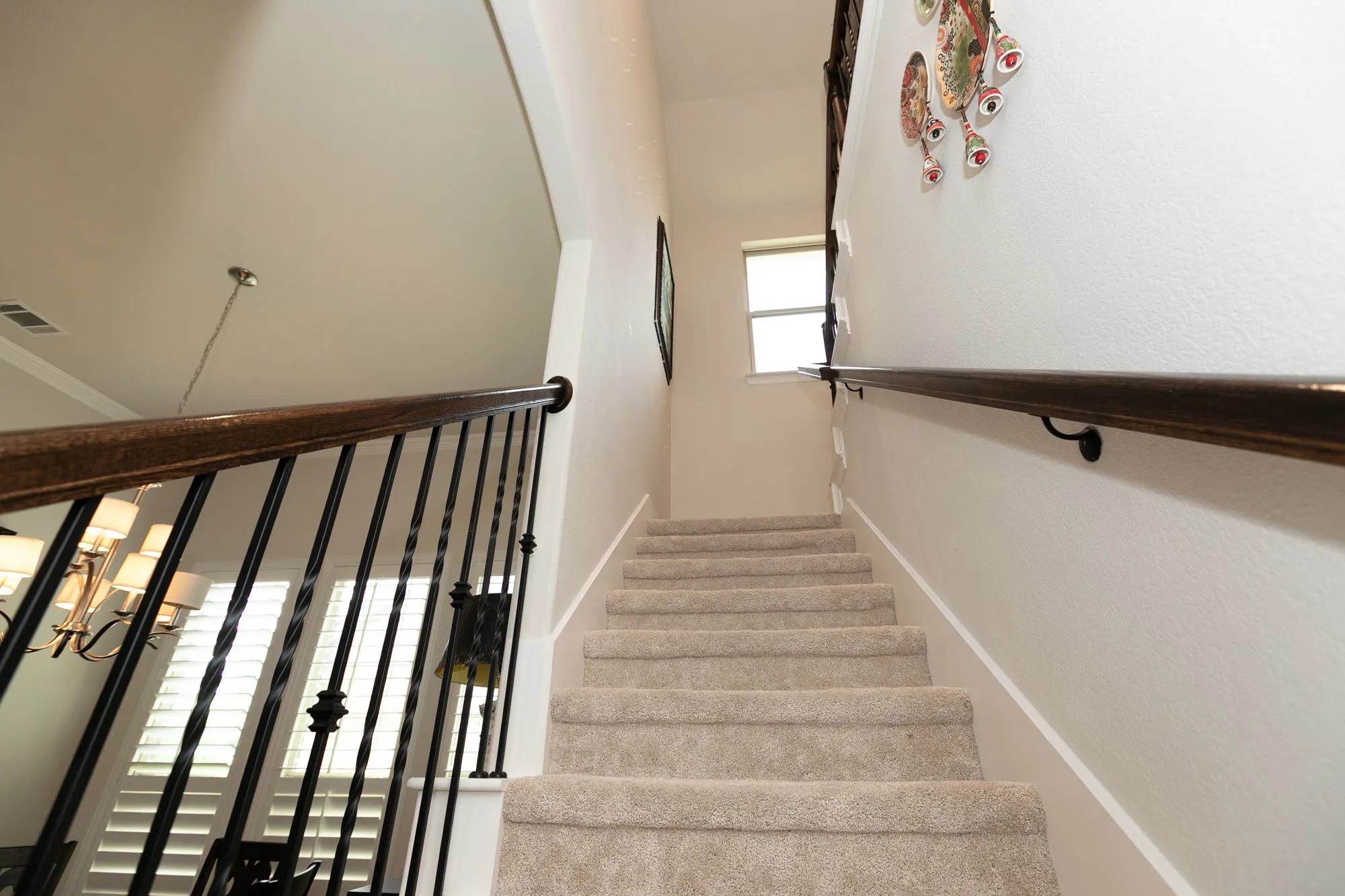 Single Family Residence For Sale in Denton County , 4637 Seabiscuit Street, Carrollton, Texas 75010, 4 Bedroom, 4 Bathroom, 2 Garage spaces, 3,522 Sqft, built in 2014, mls#21335331, Real Estate Agent in Carrollton, Homes For Sale in Denton county, Homes For Sale in Carrollton, Realtor in Carrollton Texas, Real Estate Brokerage Independent Realty Texas, Luminita Cordes Realtor