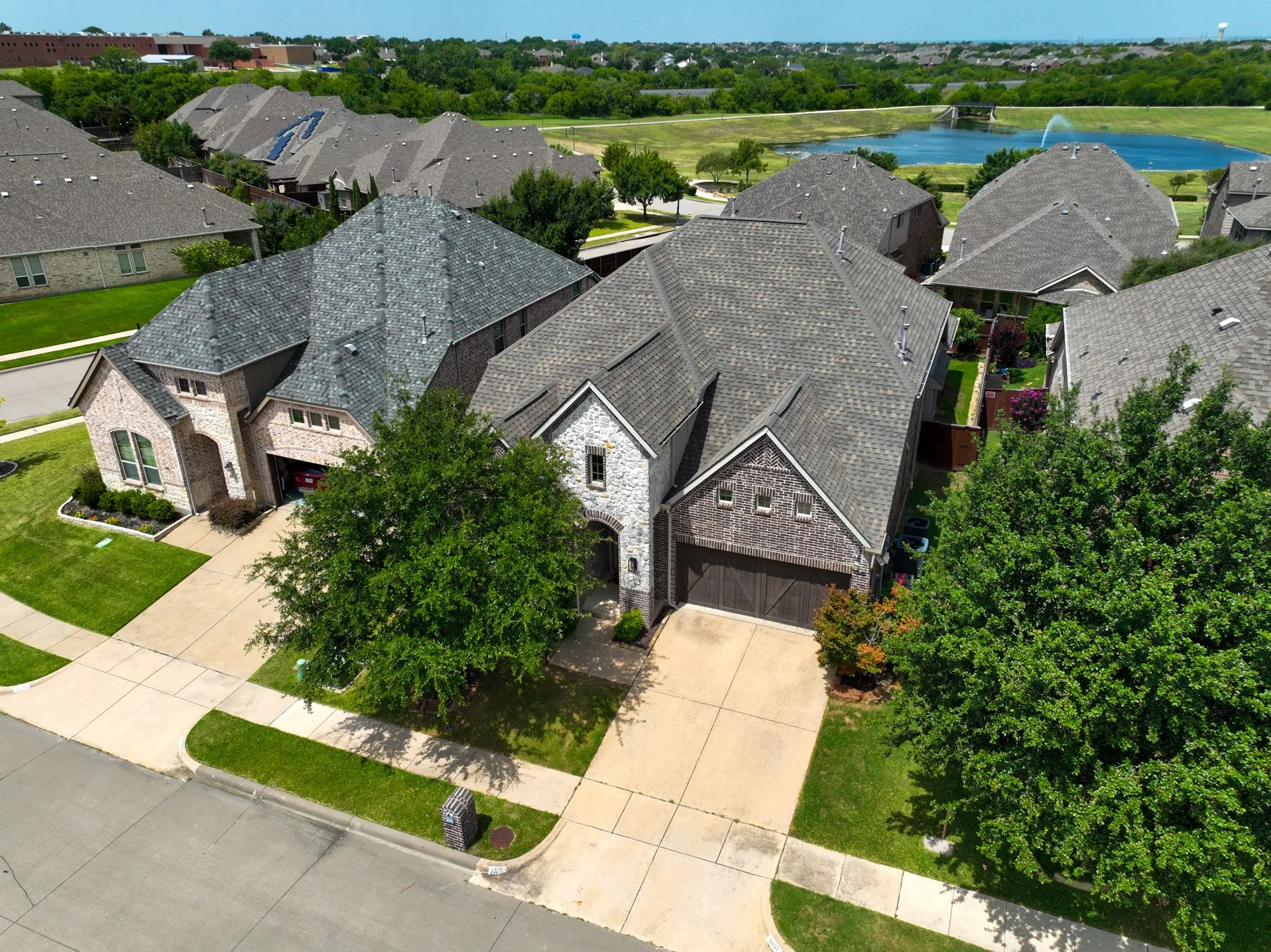 Single Family Residence For Sale in Denton County , 4637 Seabiscuit Street, Carrollton, Texas 75010, 4 Bedroom, 4 Bathroom, 2 Garage spaces, 3,522 Sqft, built in 2014, mls#21335331, Real Estate Agent in Carrollton, Homes For Sale in Denton county, Homes For Sale in Carrollton, Realtor in Carrollton Texas, Real Estate Brokerage Independent Realty Texas, Luminita Cordes Realtor