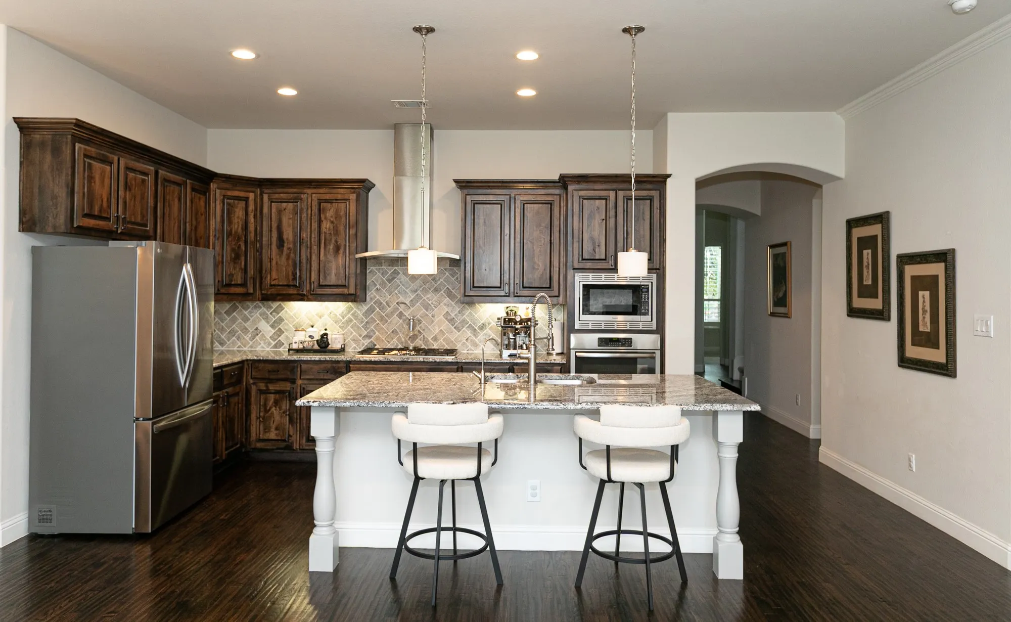 Single Family Residence For Sale in Denton County , 4637 Seabiscuit Street, Carrollton, Texas 75010, 4 Bedroom, 4 Bathroom, 2 Garage spaces, 3,522 Sqft, built in 2014, mls#21335331, Real Estate Agent in Carrollton, Homes For Sale in Denton county, Homes For Sale in Carrollton, Realtor in Carrollton Texas, Real Estate Brokerage Independent Realty Texas, Luminita Cordes Realtor