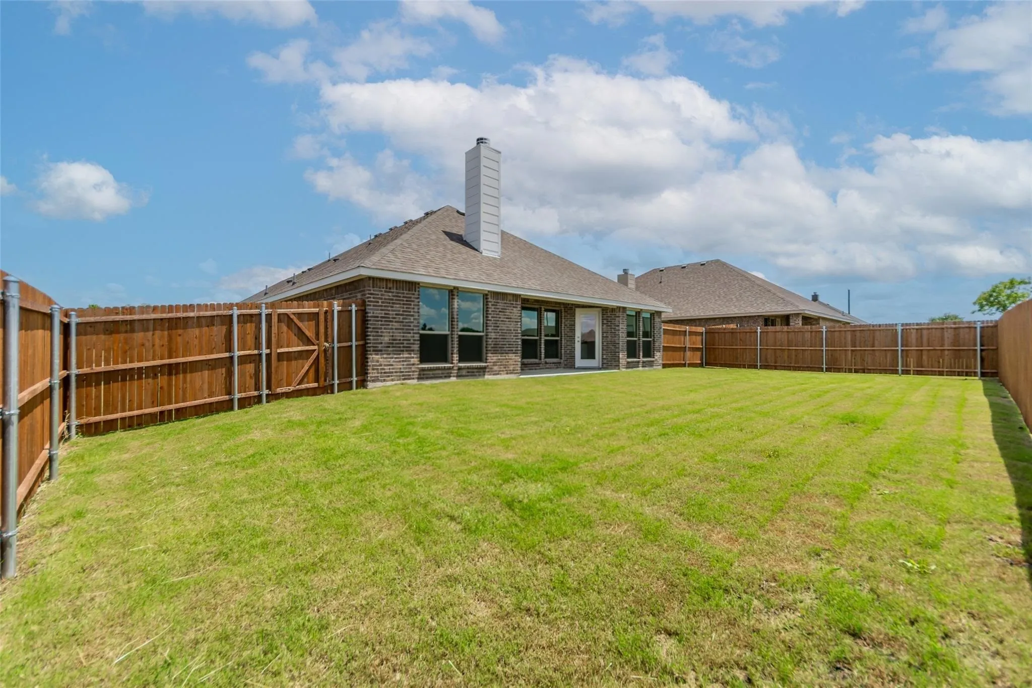 Single Family Residence For Sale in Collin County , 316 Pennington Road, Josephine, Texas 75173, 3 Bedroom, 2 Bathroom, 2 Garage spaces, 1,859 Sqft, built in 2023, mls#21333771, Real Estate Agent in Josephine, Homes For Sale in Collin county, Homes For Sale in Josephine, Realtor in Josephine Texas, Real Estate Brokerage Independent Realty Texas, Luminita Cordes Realtor