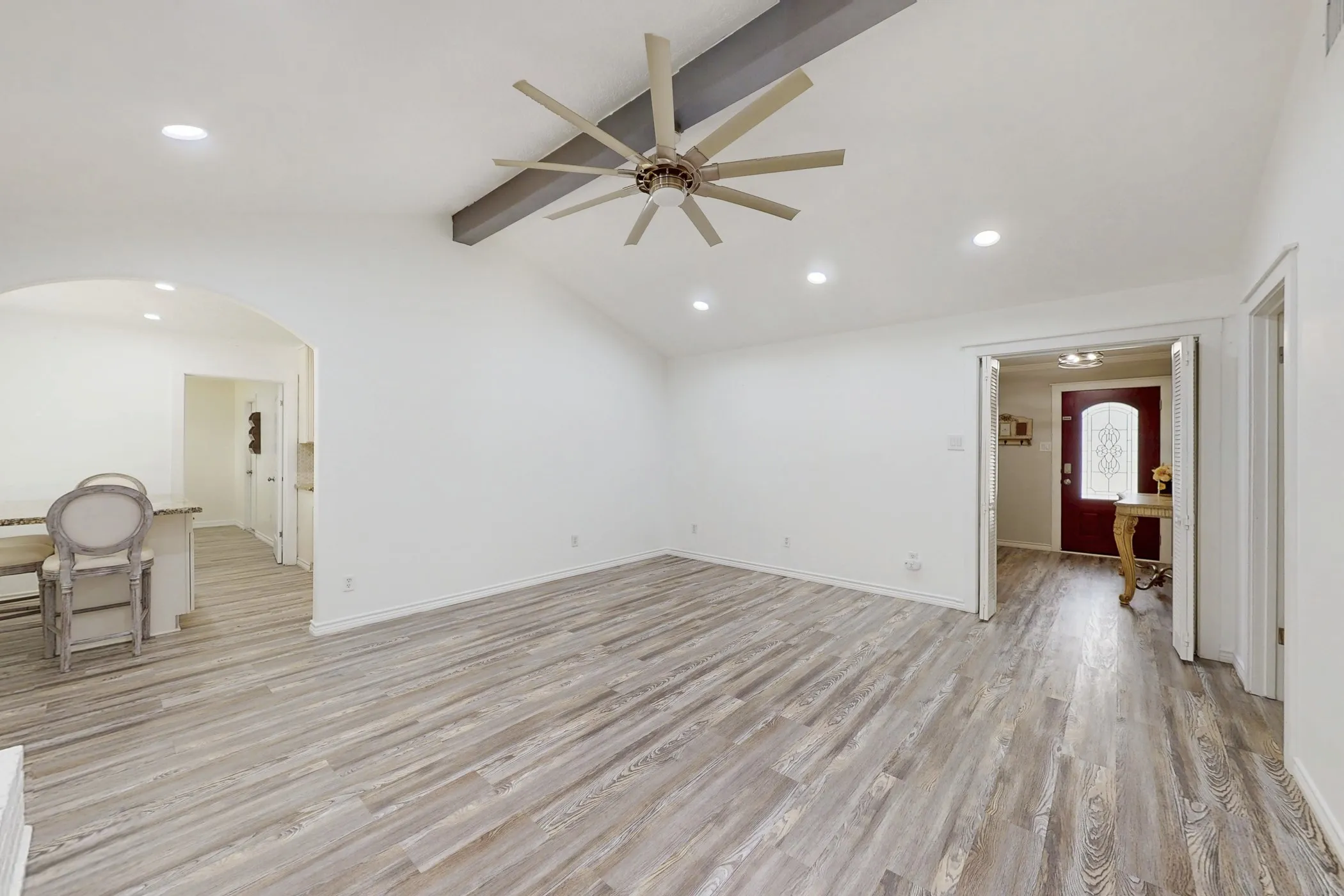 Single Family Residence For Sale in Brazos County , 1817 Laura Lane, College Station, Texas 77840, 4 Bedroom, 2 Bathroom, 2 Garage spaces, 1,984 Sqft, built in 1975, mls#21335006, Real Estate Agent in College Station, Homes For Sale in Brazos county, Homes For Sale in College Station, Realtor in College Station Texas, Real Estate Brokerage Independent Realty Texas, Luminita Cordes Realtor