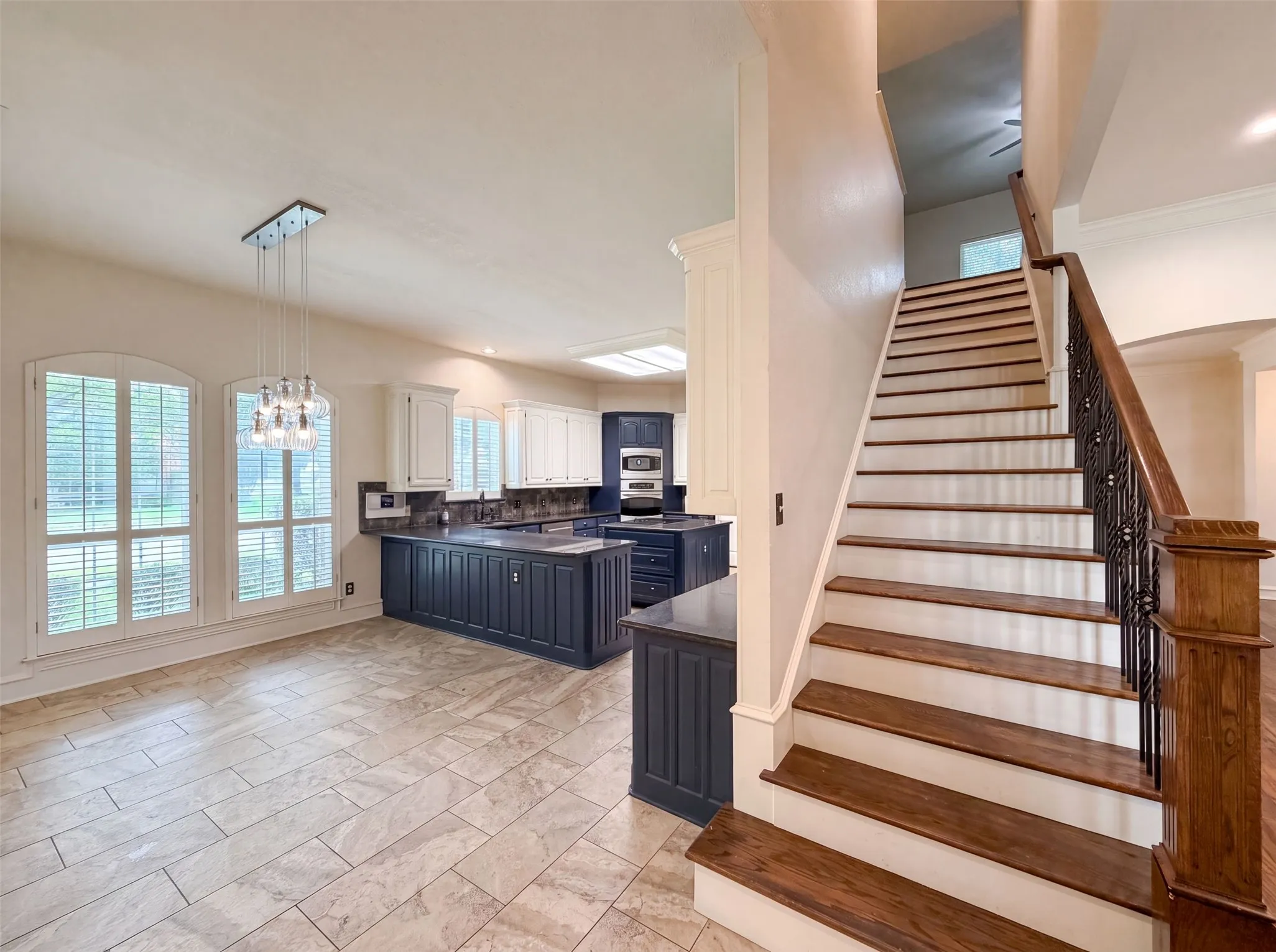 Single Family Residence For Sale in Tarrant County , 4606 Mill Wood Drive, Colleyville, Texas 76034, 4 Bedroom, 4 Bathroom, 3 Garage spaces, 3,251 Sqft, built in 1993, mls#21335408, Real Estate Agent in Colleyville, Homes For Sale in Tarrant county, Homes For Sale in Colleyville, Realtor in Colleyville Texas, Real Estate Brokerage Independent Realty Texas, Luminita Cordes Realtor