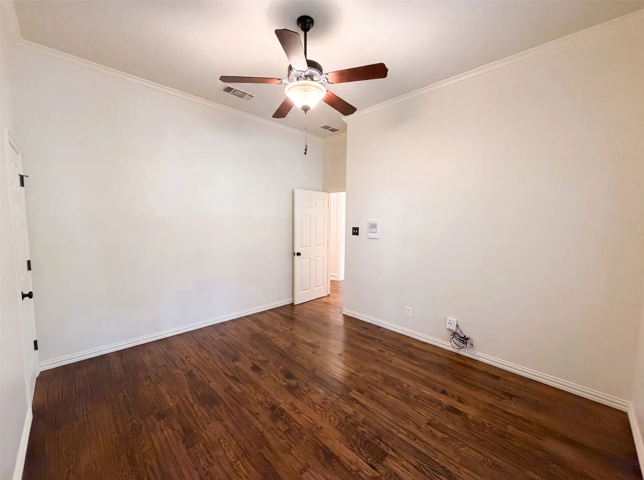 Single Family Residence For Sale in Tarrant County , 4606 Mill Wood Drive, Colleyville, Texas 76034, 4 Bedroom, 4 Bathroom, 3 Garage spaces, 3,251 Sqft, built in 1993, mls#21335408, Real Estate Agent in Colleyville, Homes For Sale in Tarrant county, Homes For Sale in Colleyville, Realtor in Colleyville Texas, Real Estate Brokerage Independent Realty Texas, Luminita Cordes Realtor