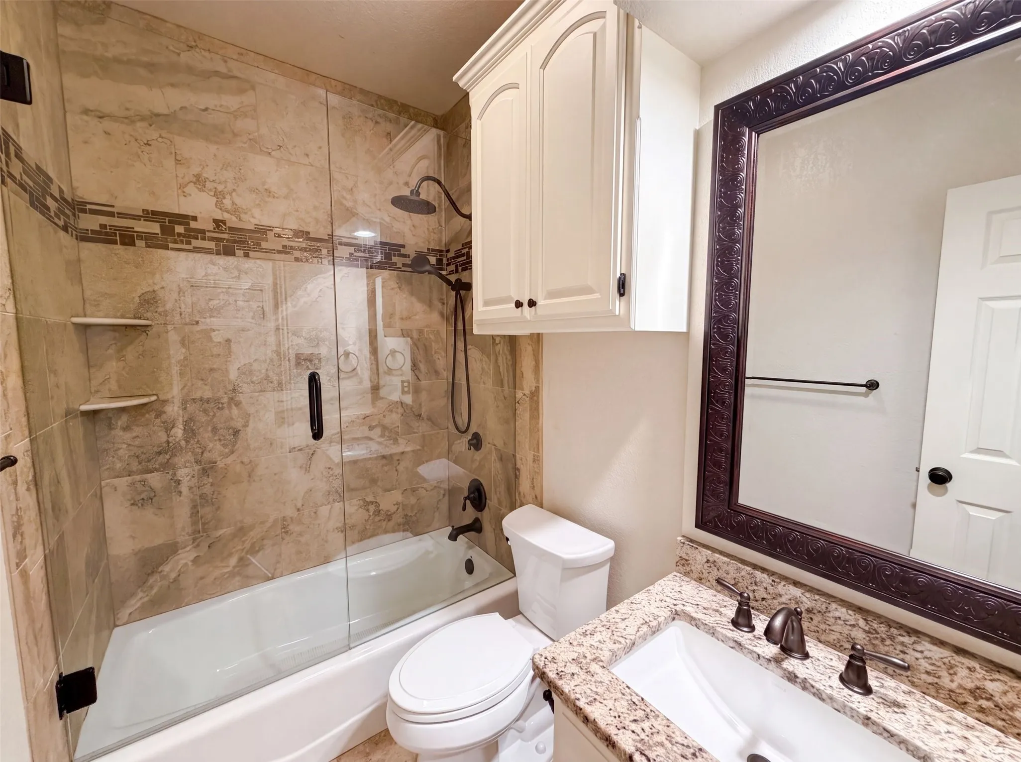 Single Family Residence For Sale in Tarrant County , 4606 Mill Wood Drive, Colleyville, Texas 76034, 4 Bedroom, 4 Bathroom, 3 Garage spaces, 3,251 Sqft, built in 1993, mls#21335408, Real Estate Agent in Colleyville, Homes For Sale in Tarrant county, Homes For Sale in Colleyville, Realtor in Colleyville Texas, Real Estate Brokerage Independent Realty Texas, Luminita Cordes Realtor