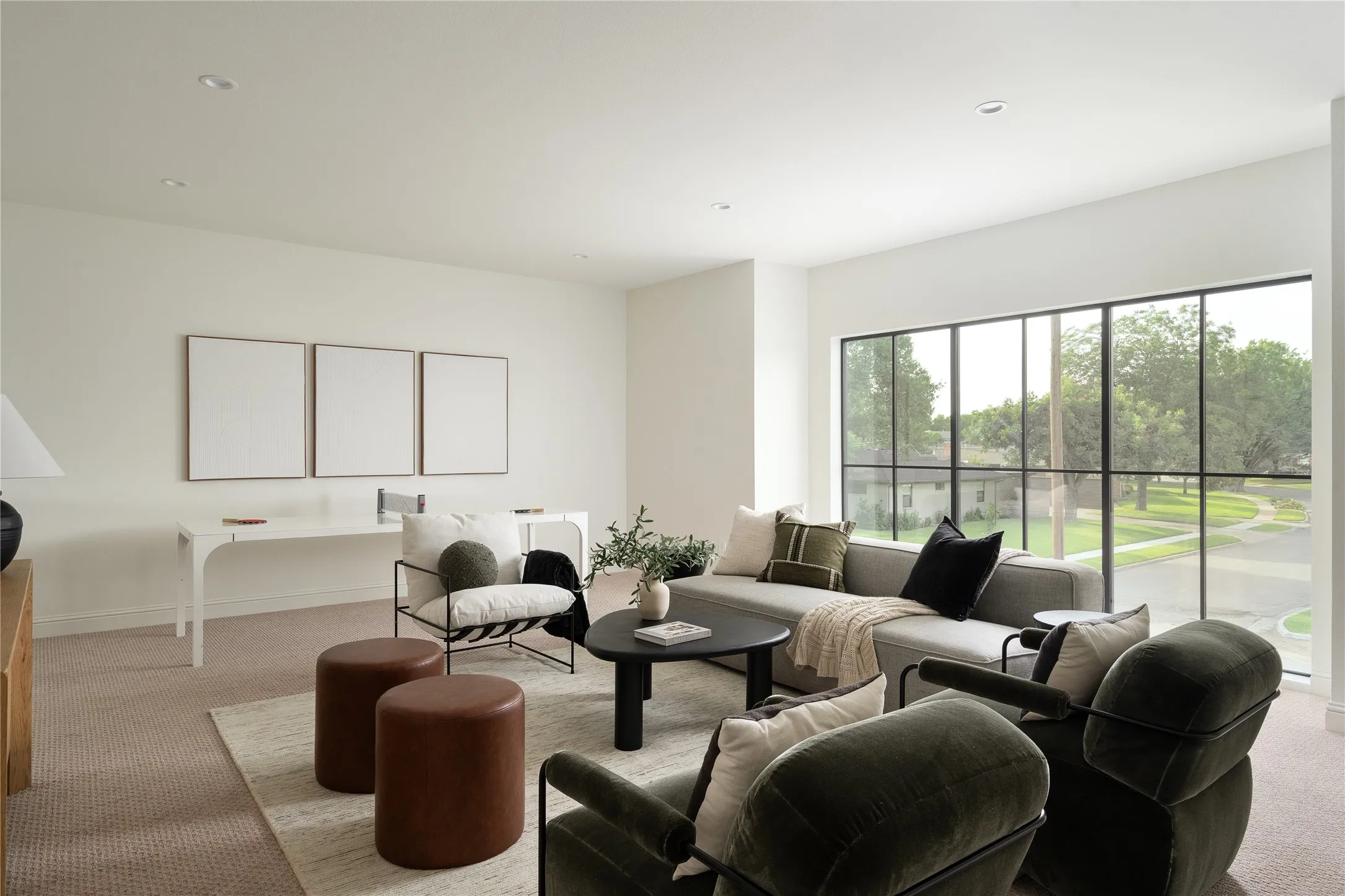 Single Family Residence For Sale in Dallas County , 10440 Lanshire Drive, Dallas, Texas 75238, 5 Bedroom, 7 Bathroom, 2 Garage spaces, 4,470 Sqft, built in 2025, mls#21333290, Real Estate Agent in Dallas, Homes For Sale in Dallas county, Homes For Sale in Dallas, Realtor in Dallas Texas, Real Estate Brokerage Independent Realty Texas, Luminita Cordes Realtor
