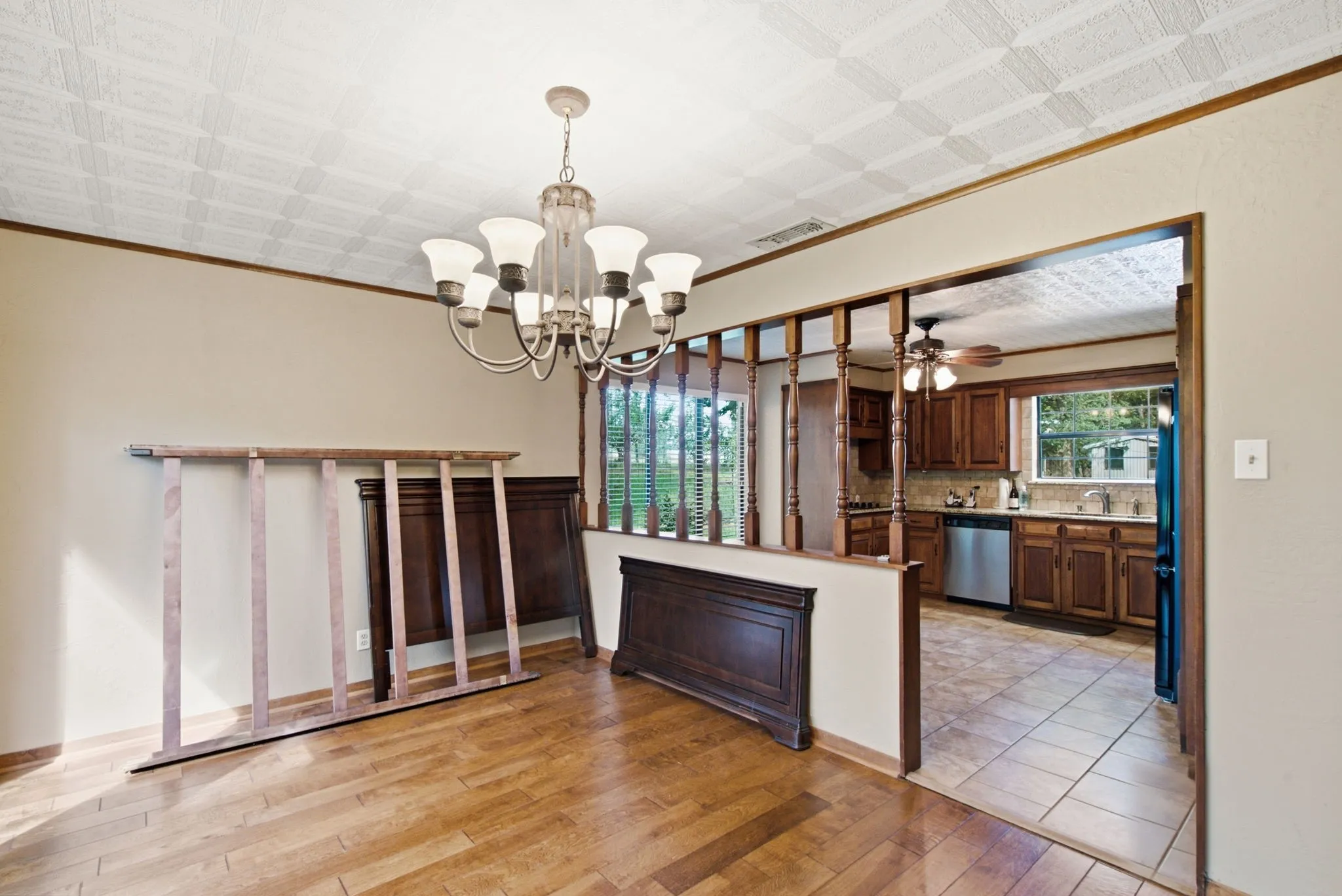 Farm For Sale in Erath County , 815 FM 913, Stephenville, Texas 76401, 3 Bedrooms, 2 Bathrooms, 3 Garage spaces, 2,859 Sqft, built in 1973, Price $1,100,000, mls#21335187, Real Estate Agent in Stephenville, Homes For Sale in Erath county, Homes For Sale in Stephenville, Realtor in Stephenville Texas, Real Estate Brokerage Independent Realty Texas, Luminita Cordes Realtor
