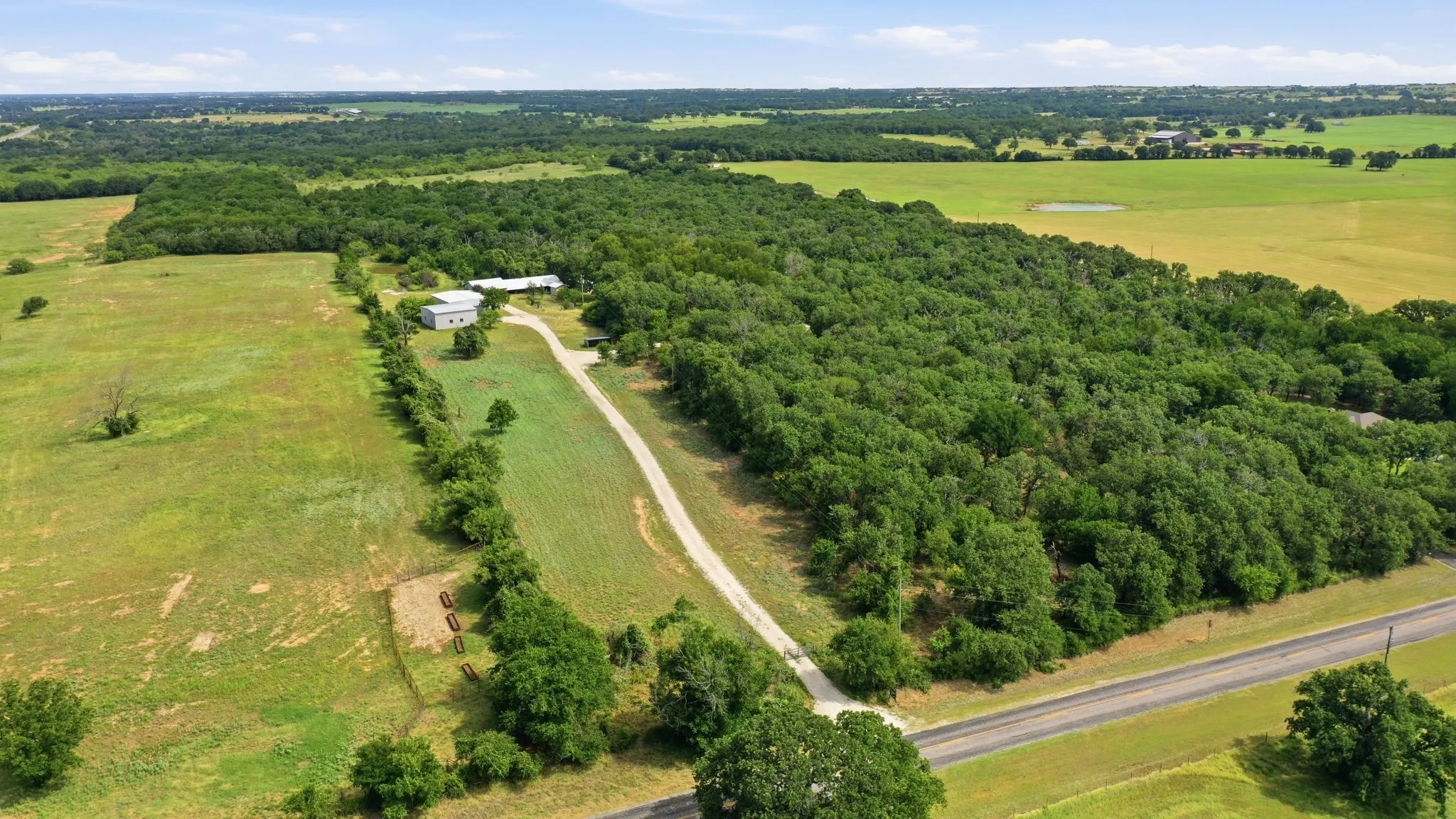 Farm For Sale in Erath County , 815 FM 913, Stephenville, Texas 76401, 3 Bedrooms, 2 Bathrooms, 3 Garage spaces, 2,859 Sqft, built in 1973, Price $1,100,000, mls#21335187, Real Estate Agent in Stephenville, Homes For Sale in Erath county, Homes For Sale in Stephenville, Realtor in Stephenville Texas, Real Estate Brokerage Independent Realty Texas, Luminita Cordes Realtor