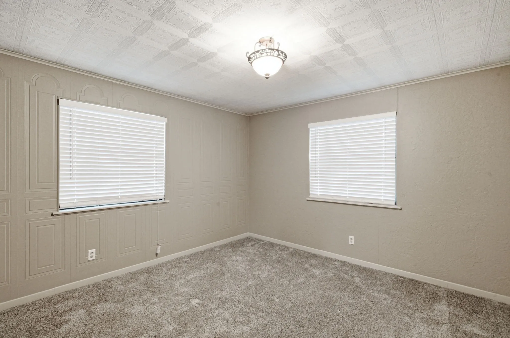 Farm For Sale in Erath County , 815 FM 913, Stephenville, Texas 76401, 3 Bedrooms, 2 Bathrooms, 3 Garage spaces, 2,859 Sqft, built in 1973, Price $1,100,000, mls#21335187, Real Estate Agent in Stephenville, Homes For Sale in Erath county, Homes For Sale in Stephenville, Realtor in Stephenville Texas, Real Estate Brokerage Independent Realty Texas, Luminita Cordes Realtor