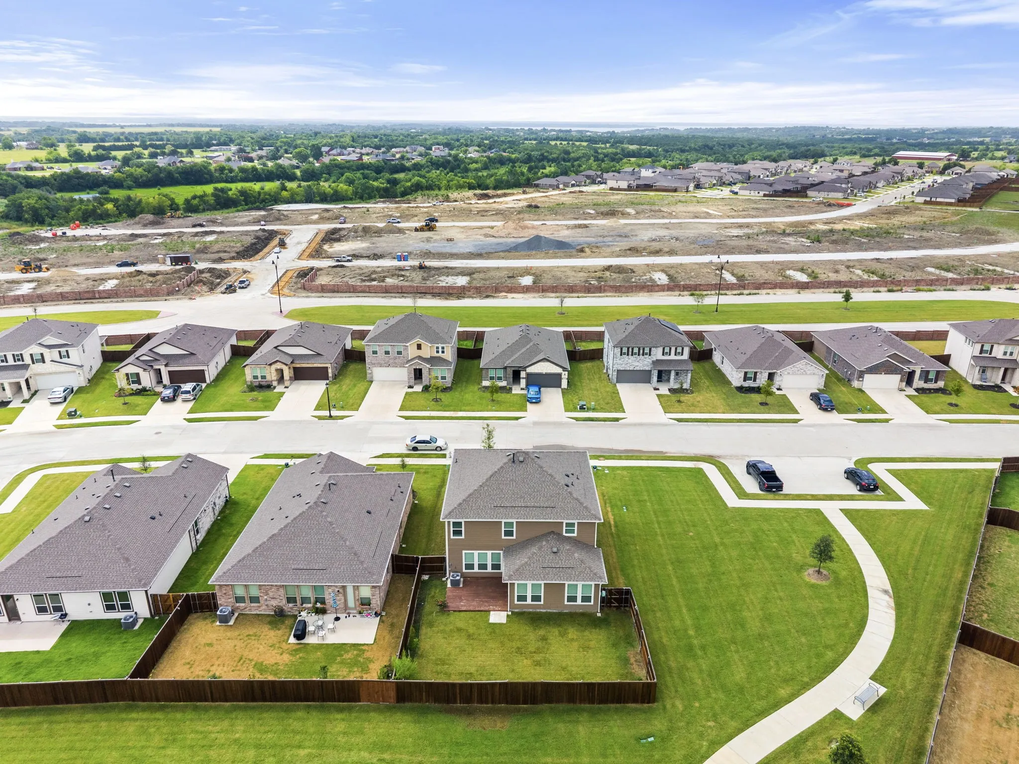 Single Family Residence For Sale in Collin County , 424 Princewood Drive, Princeton, Texas 75407, 3 Bedroom, 3 Bathroom, 2 Garage spaces, 2,862 Sqft, built in 2024, mls#21324225, Real Estate Agent in Princeton, Homes For Sale in Collin county, Homes For Sale in Princeton, Realtor in Princeton Texas, Real Estate Brokerage Independent Realty Texas, Luminita Cordes Realtor