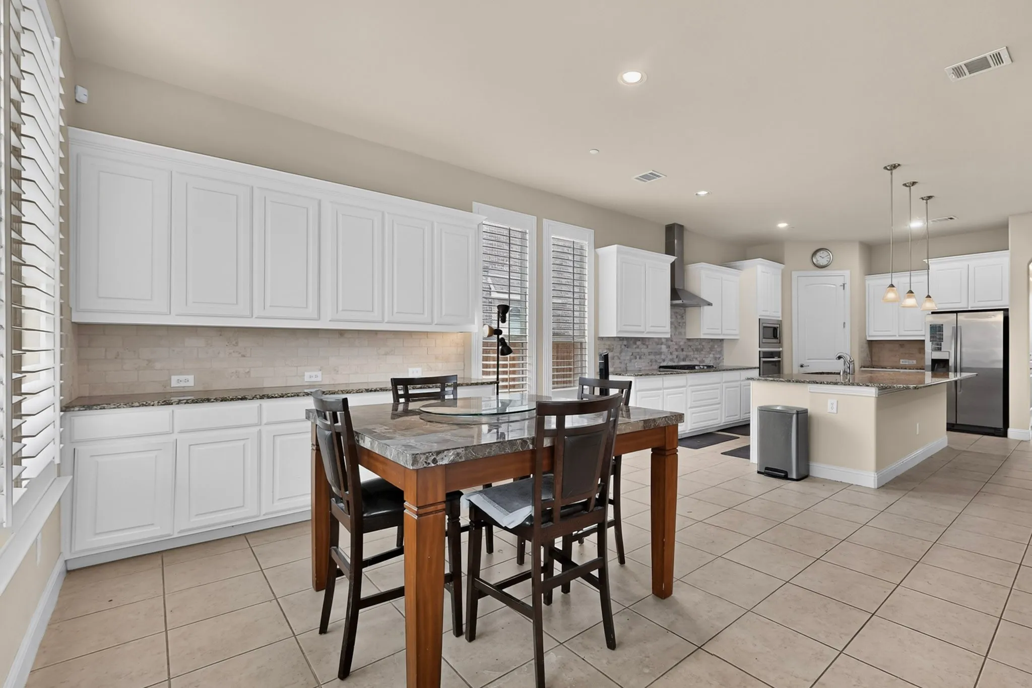 Single Family Residence For Sale in Collin County , 2201 Arbol Way, Prosper, Texas 75078, 4 Bedroom, 4 Bathroom, 3 Garage spaces, 4,445 Sqft, built in 2013, Price $799,000, mls#21334725, Real Estate Agent in Prosper, Homes For Sale in Collin county, Homes For Sale in Prosper, Realtor in Prosper Texas, Real Estate Brokerage Independent Realty Texas, Luminita Cordes Realtor
