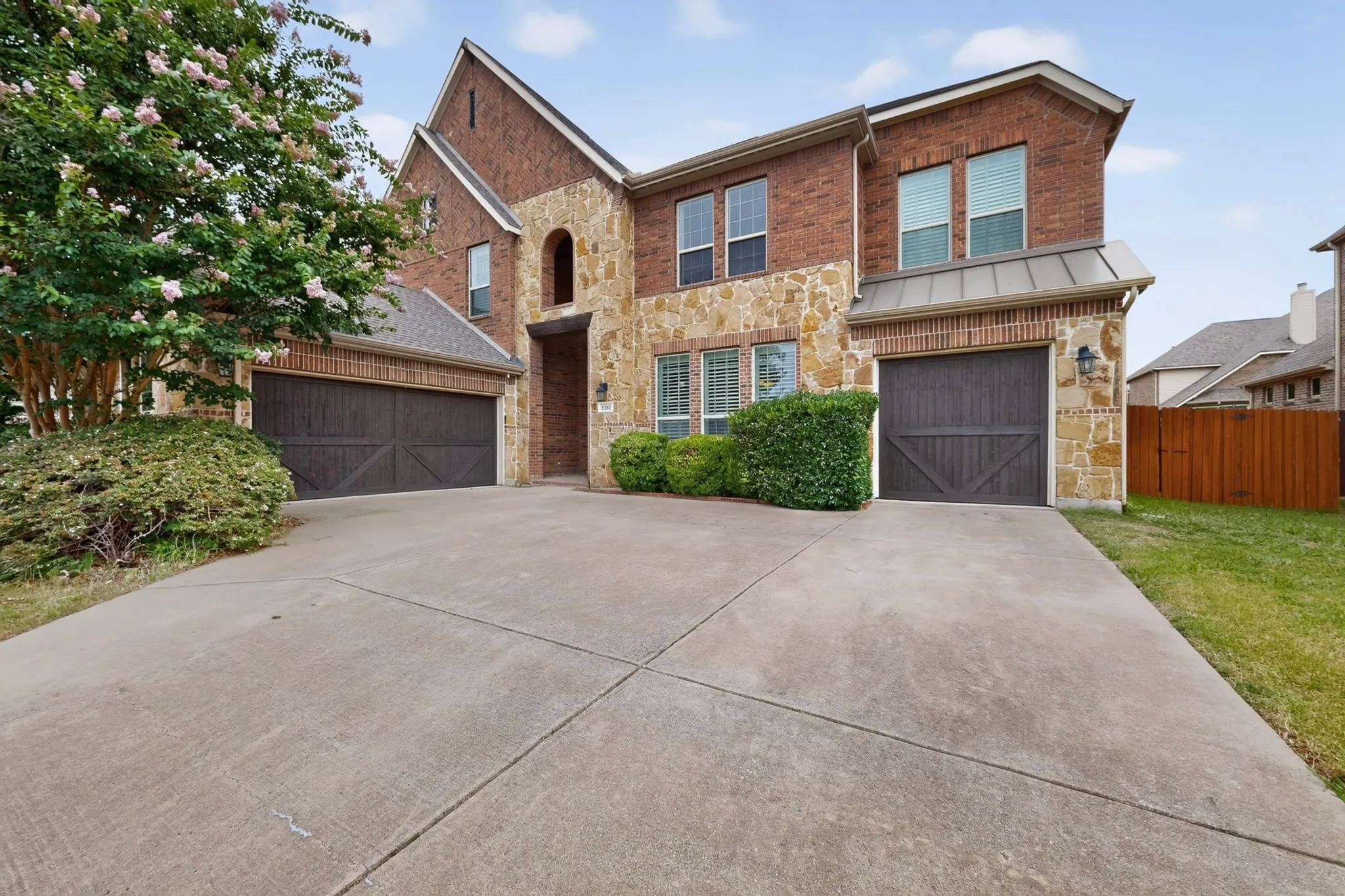 Single Family Residence For Sale in Collin County , 2201 Arbol Way, Prosper, Texas 75078, 4 Bedroom, 4 Bathroom, 3 Garage spaces, 4,445 Sqft, built in 2013, Price $799,000, mls#21334725, Real Estate Agent in Prosper, Homes For Sale in Collin county, Homes For Sale in Prosper, Realtor in Prosper Texas, Real Estate Brokerage Independent Realty Texas, Luminita Cordes Realtor
