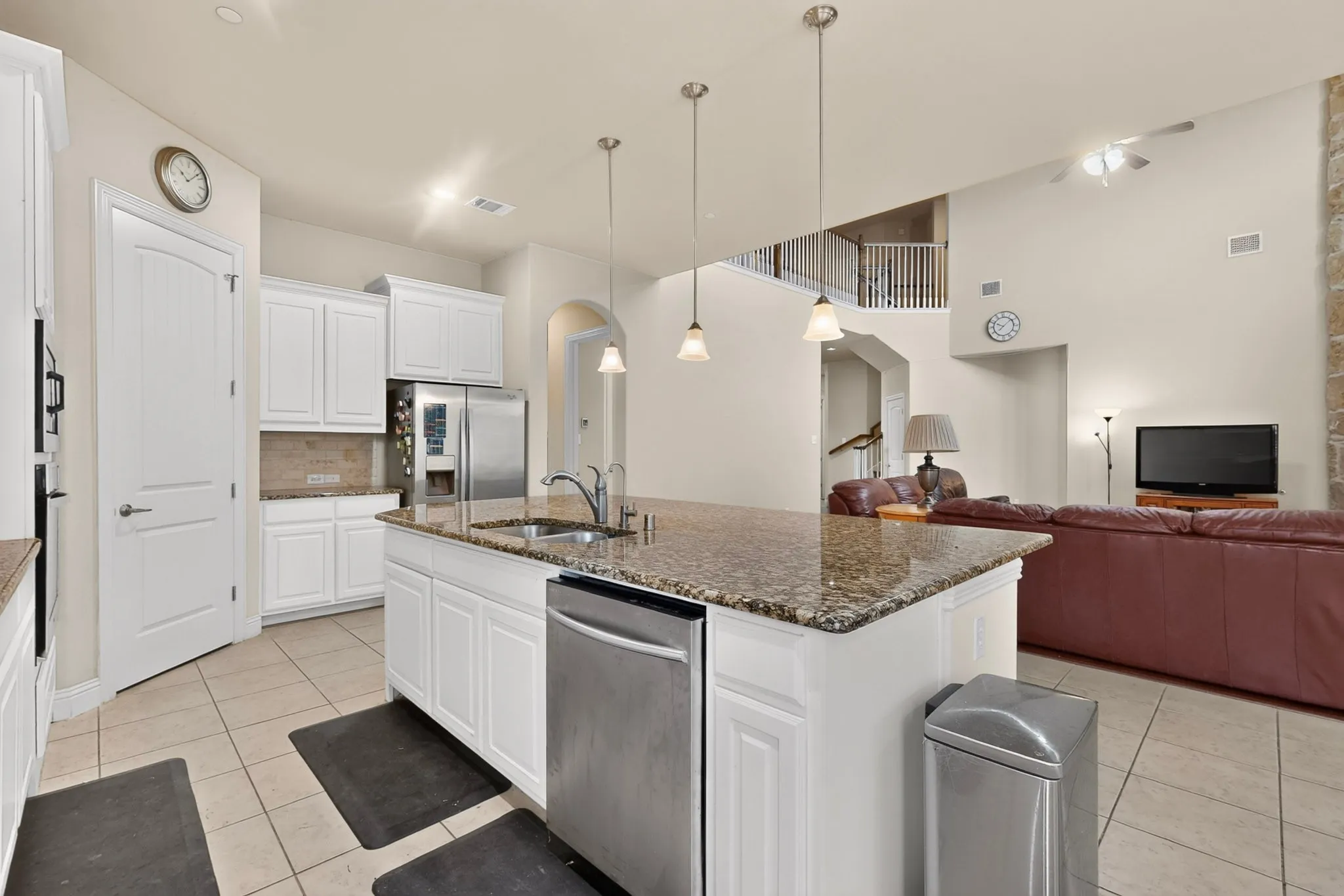 Single Family Residence For Sale in Collin County , 2201 Arbol Way, Prosper, Texas 75078, 4 Bedroom, 4 Bathroom, 3 Garage spaces, 4,445 Sqft, built in 2013, Price $799,000, mls#21334725, Real Estate Agent in Prosper, Homes For Sale in Collin county, Homes For Sale in Prosper, Realtor in Prosper Texas, Real Estate Brokerage Independent Realty Texas, Luminita Cordes Realtor