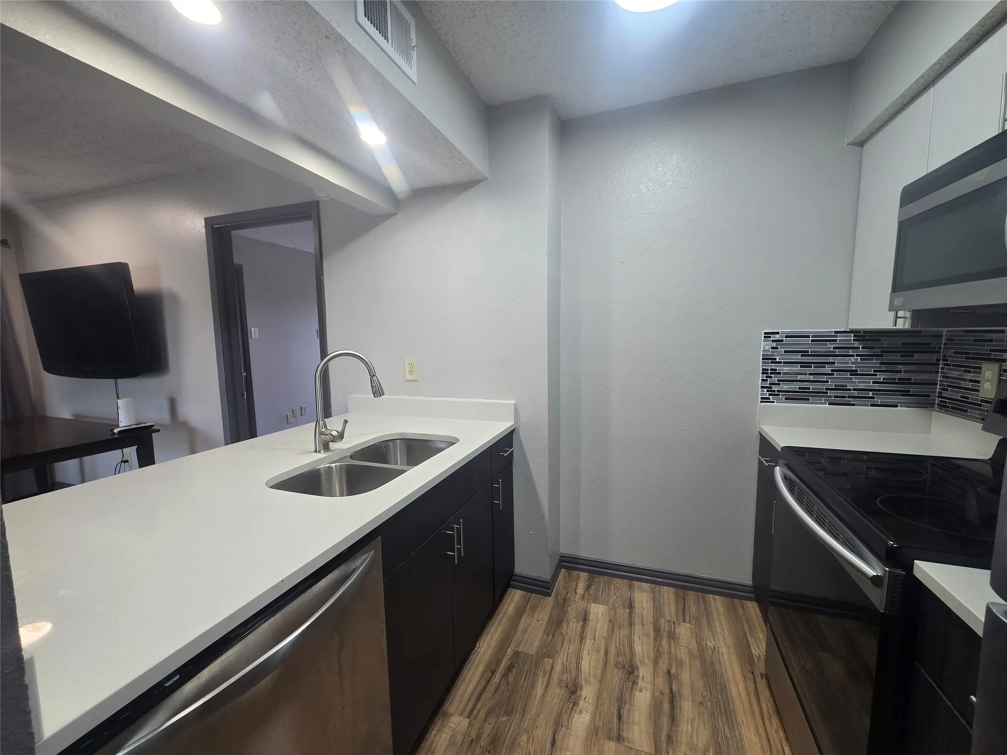 Condominium For Sale in Dallas County , 12484 Abrams Road 1624, Dallas, Texas 75243, 2 Bedroom, 2 Bathroom, Garage spaces, 998 Sqft, built in 1982, mls#21335414, Real Estate Agent in Dallas, Homes For Sale in Dallas county, Homes For Sale in Dallas, Realtor in Dallas Texas, Real Estate Brokerage Independent Realty Texas, Luminita Cordes Realtor