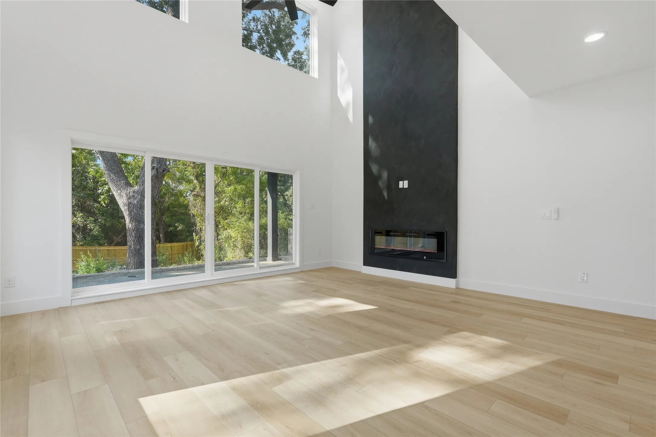 Single Family Residence For Sale in Dallas County , 1721 Avenue B, Dallas, Texas 75203, 4 Bedroom, 4 Bathroom, 1 Garage spaces, 2,574 Sqft, built in 2026, mls#21335432, Real Estate Agent in Dallas, Homes For Sale in Dallas county, Homes For Sale in Dallas, Realtor in Dallas Texas, Real Estate Brokerage Independent Realty Texas, Luminita Cordes Realtor