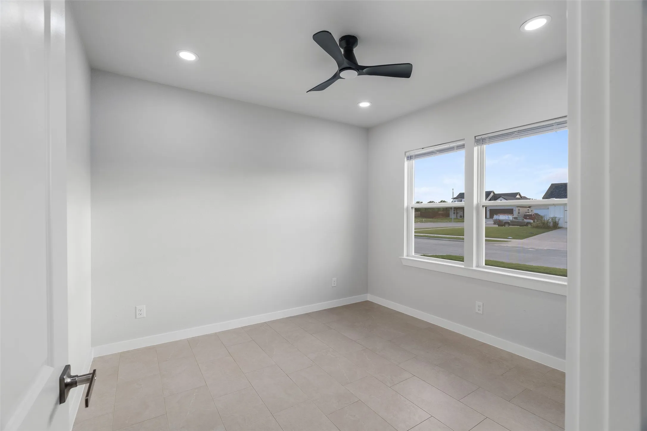 Single Family Residence For Sale in Johnson County , 548 Highview Court, Godley, Texas 76044, 3 Bedroom, 2 Bathroom, 2 Garage spaces, 1,852 Sqft, built in 2025, mls#21335144, Real Estate Agent in Godley, Homes For Sale in Johnson county, Homes For Sale in Godley, Realtor in Godley Texas, Real Estate Brokerage Independent Realty Texas, Luminita Cordes Realtor