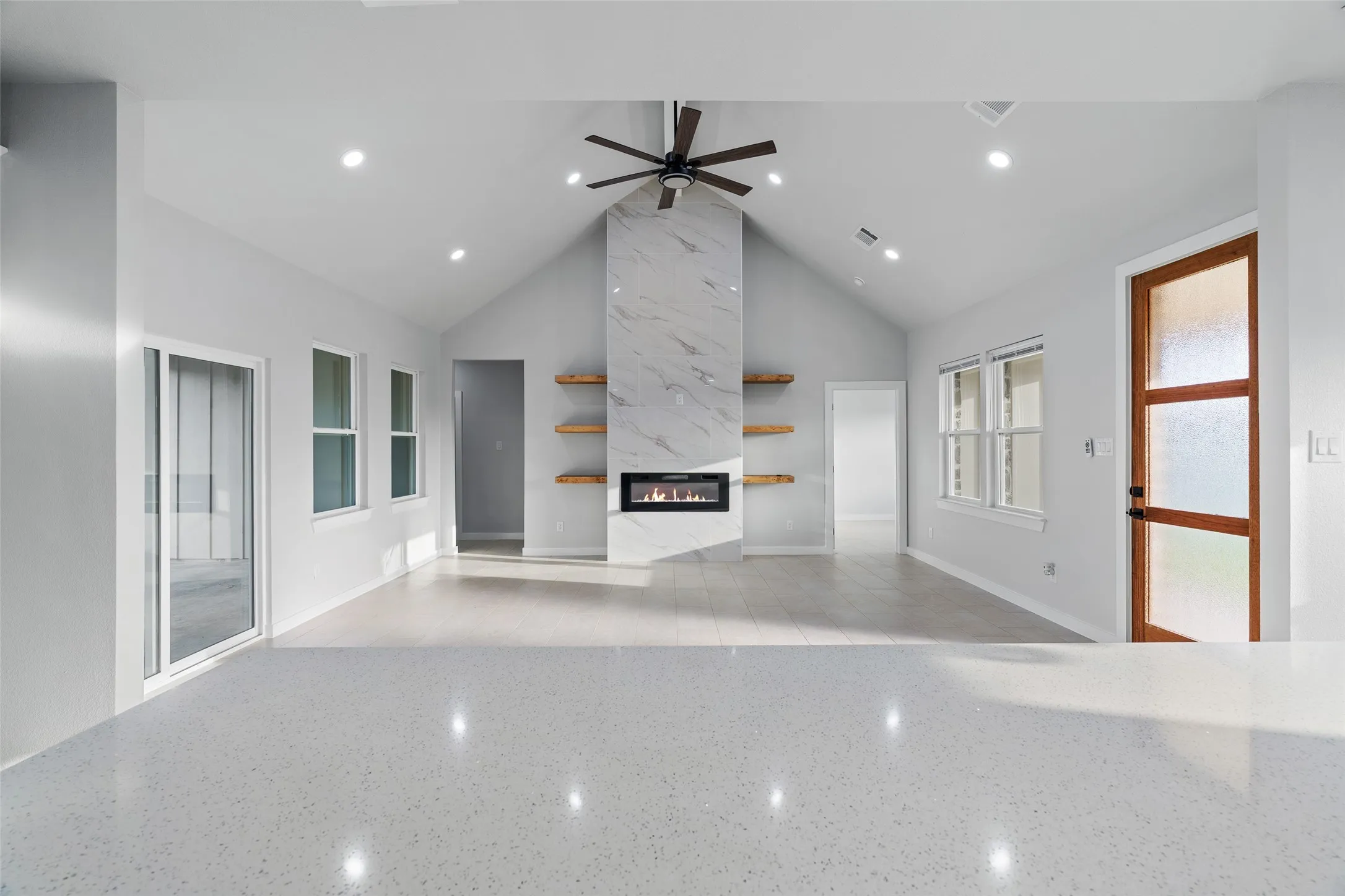 Single Family Residence For Sale in Johnson County , 548 Highview Court, Godley, Texas 76044, 3 Bedroom, 2 Bathroom, 2 Garage spaces, 1,852 Sqft, built in 2025, mls#21335144, Real Estate Agent in Godley, Homes For Sale in Johnson county, Homes For Sale in Godley, Realtor in Godley Texas, Real Estate Brokerage Independent Realty Texas, Luminita Cordes Realtor