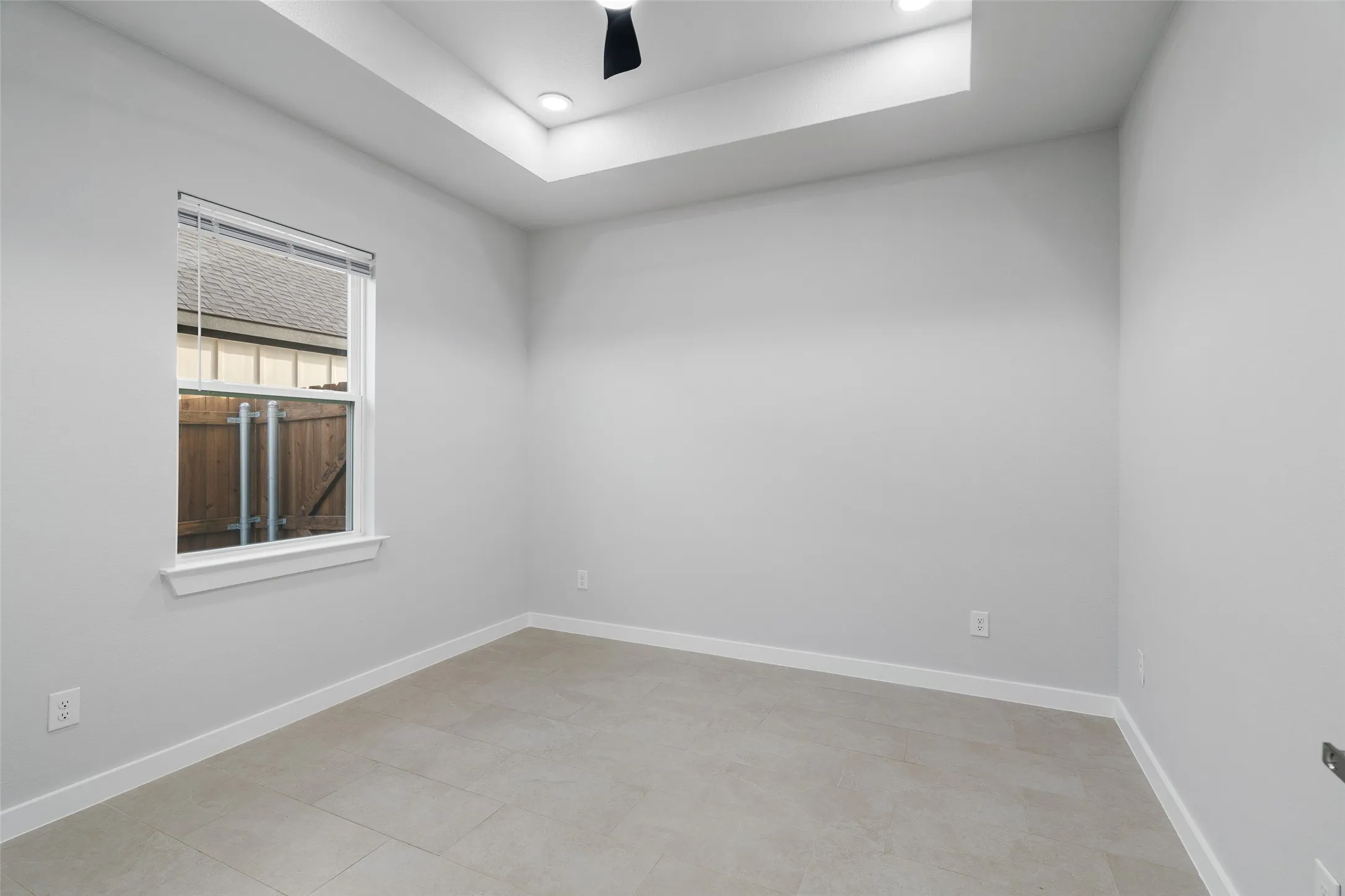 Single Family Residence For Sale in Johnson County , 548 Highview Court, Godley, Texas 76044, 3 Bedroom, 2 Bathroom, 2 Garage spaces, 1,852 Sqft, built in 2025, mls#21335144, Real Estate Agent in Godley, Homes For Sale in Johnson county, Homes For Sale in Godley, Realtor in Godley Texas, Real Estate Brokerage Independent Realty Texas, Luminita Cordes Realtor